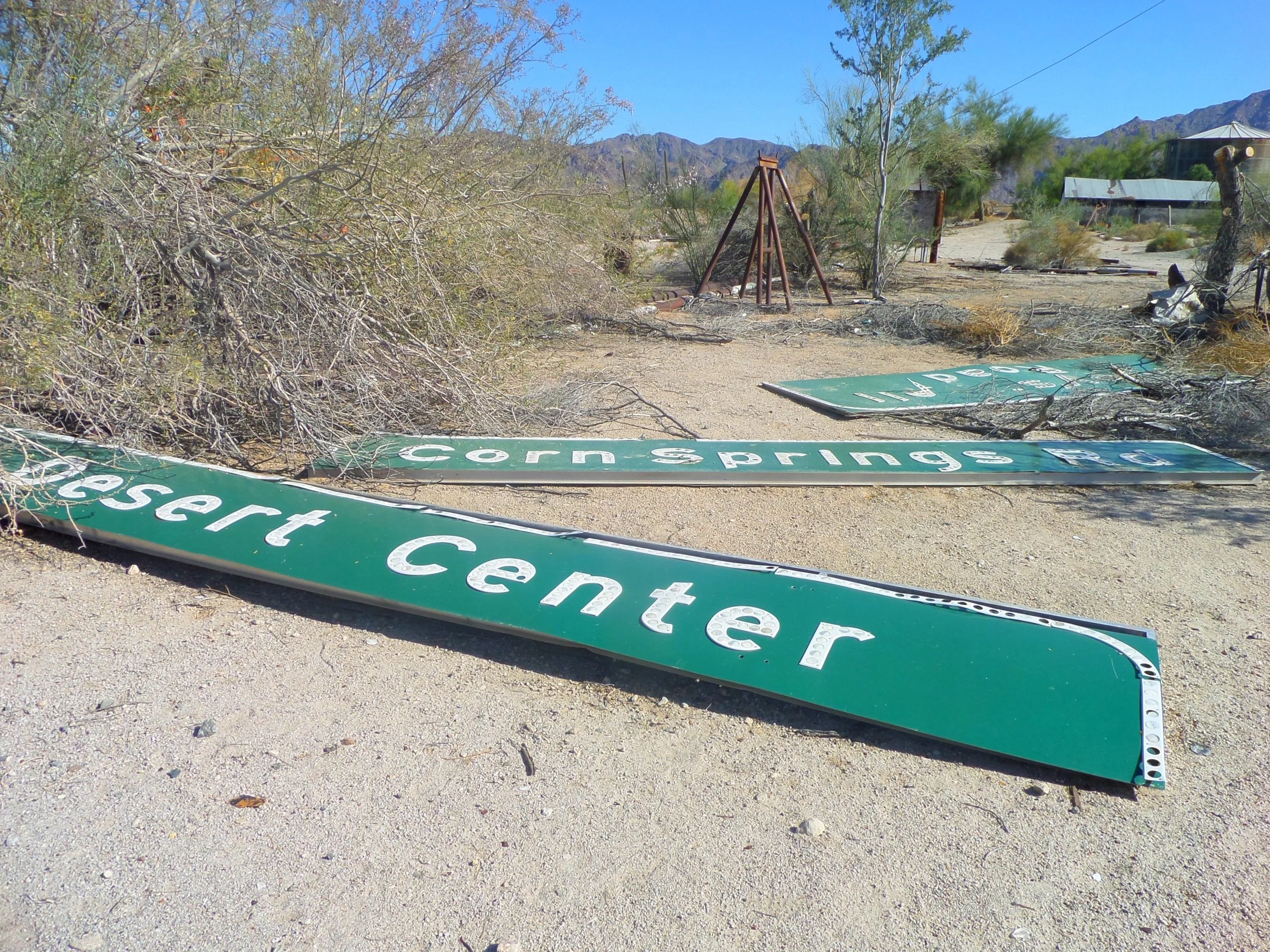 abandoned-desert-center-signs.JPEG
