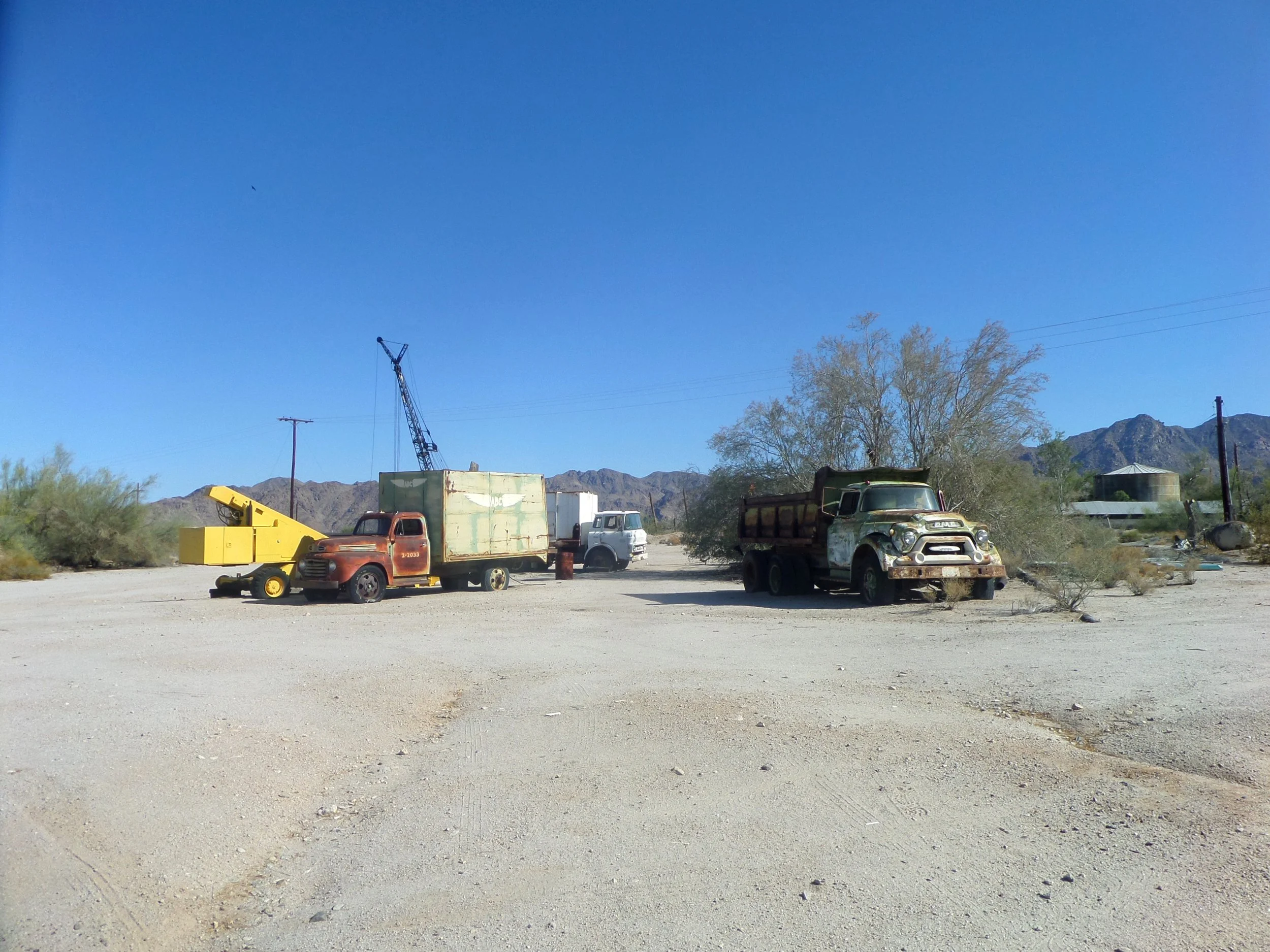 abandoned-vintage-trucks-desert-center-california.JPG