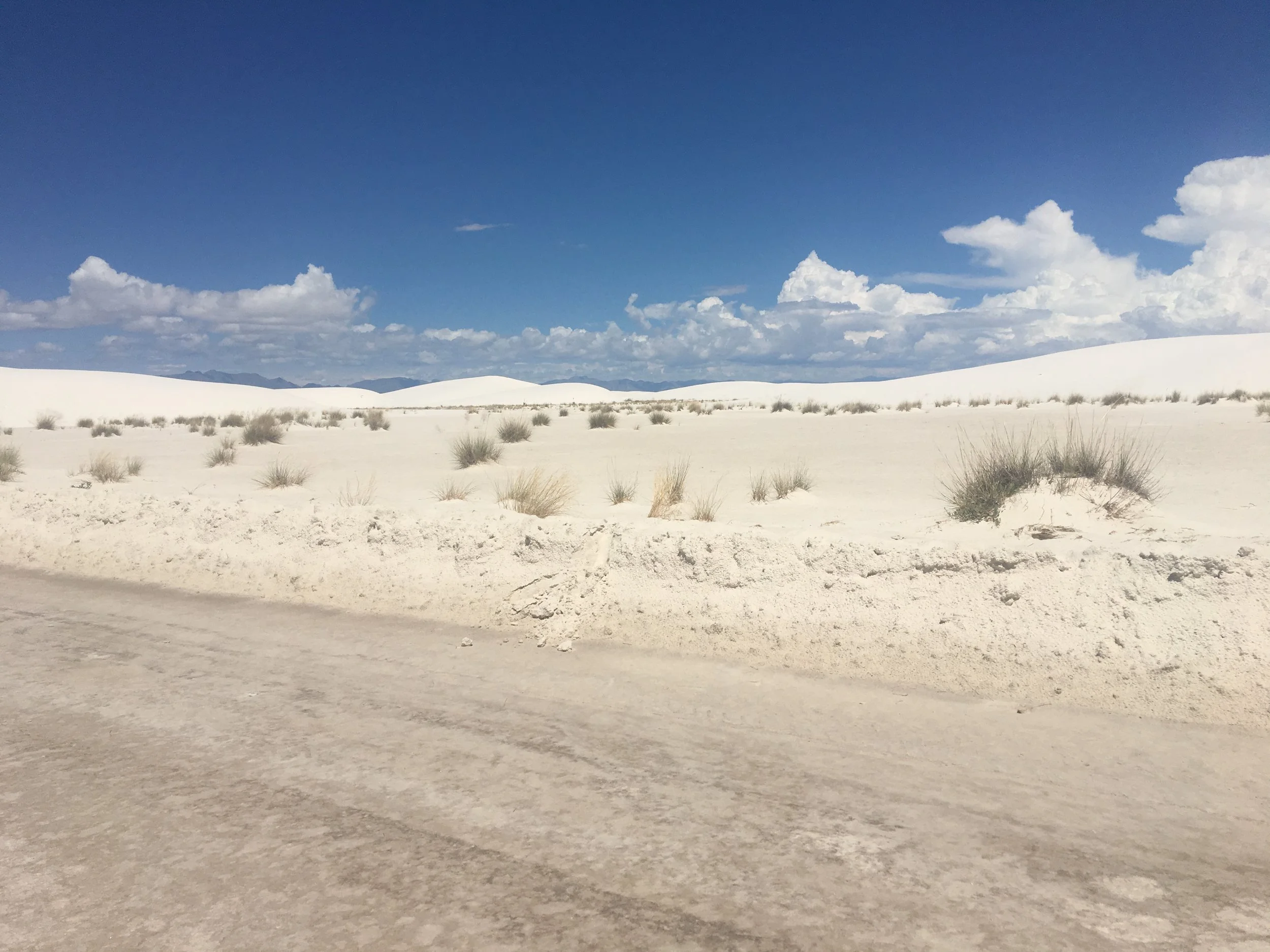 white-sands-gypsum-dunes-new-mexico.JPG