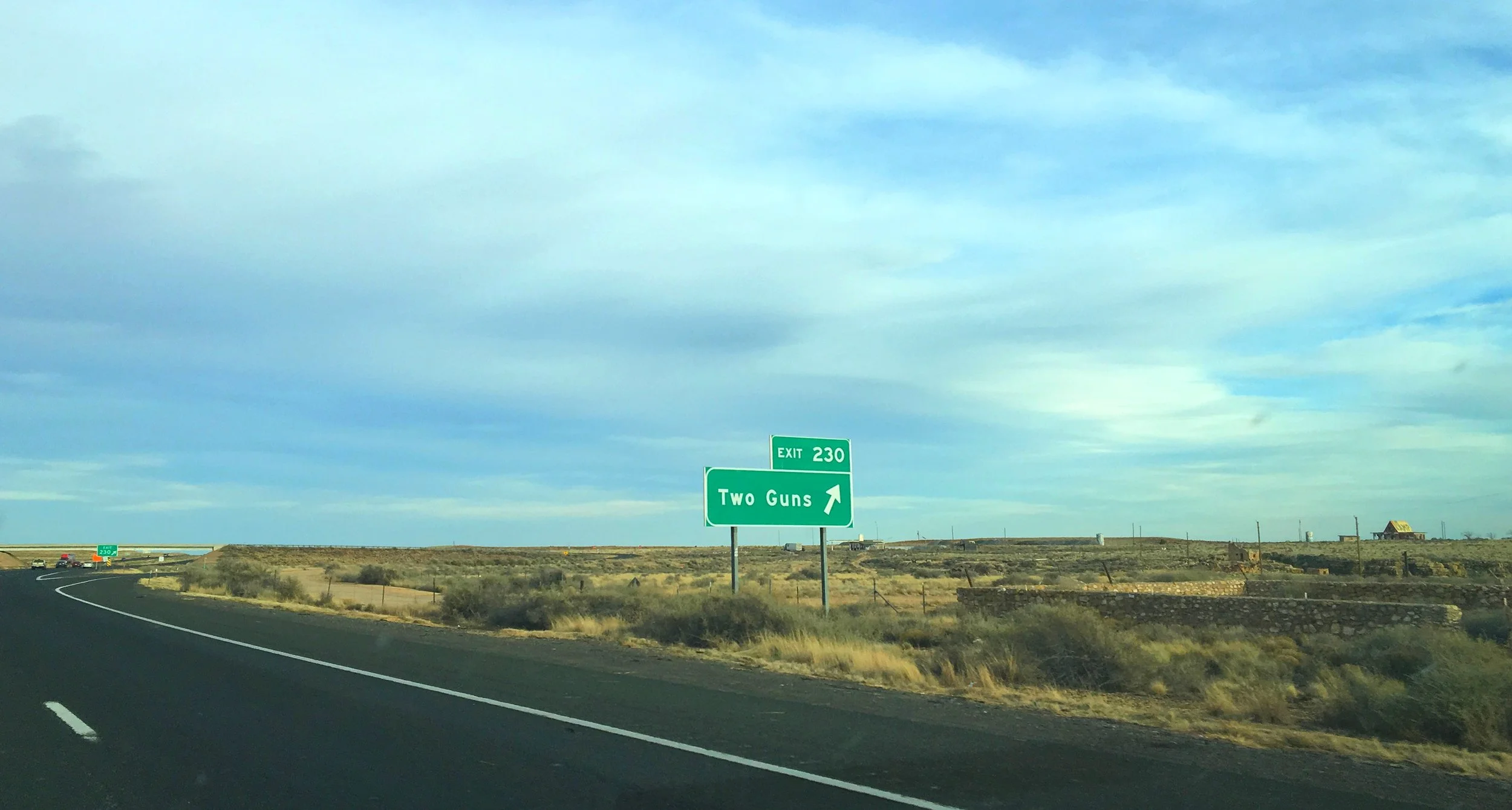 two-guns-arizona-exit-sign-interstate-40.JPG