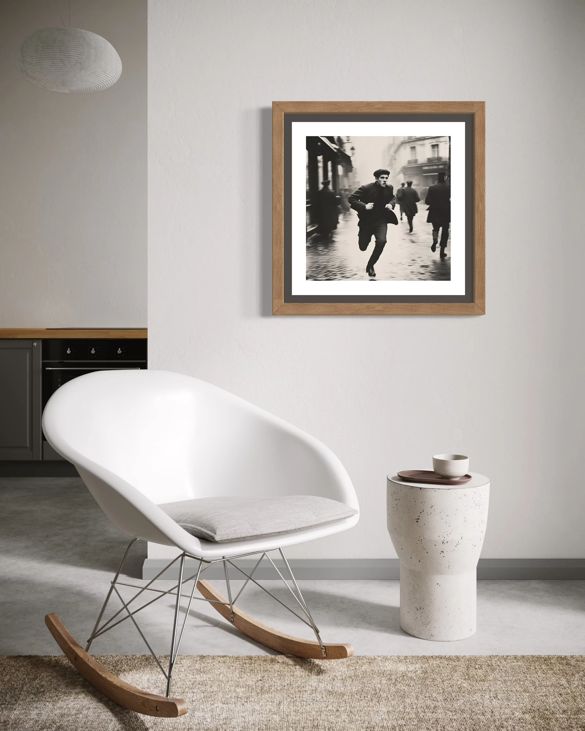 FRAMED_12VA_COURIR_2_FRAME-1.jpg