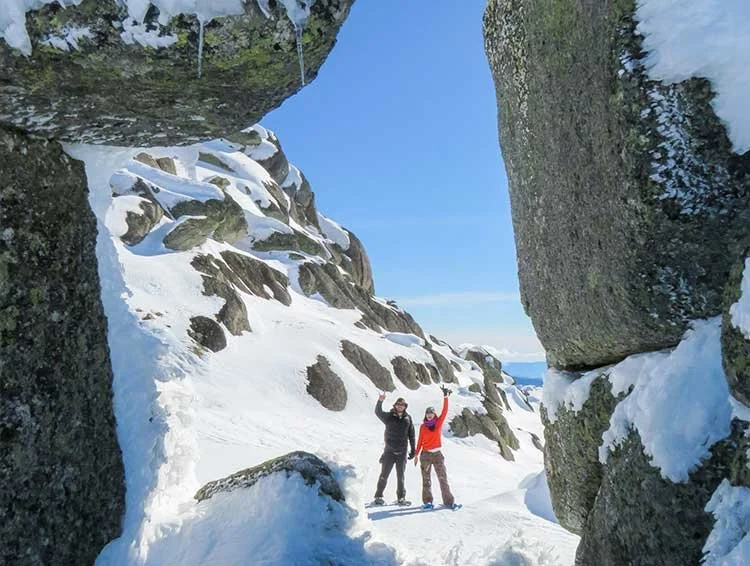 Half-day snowshoe tour among the Ramshead tors