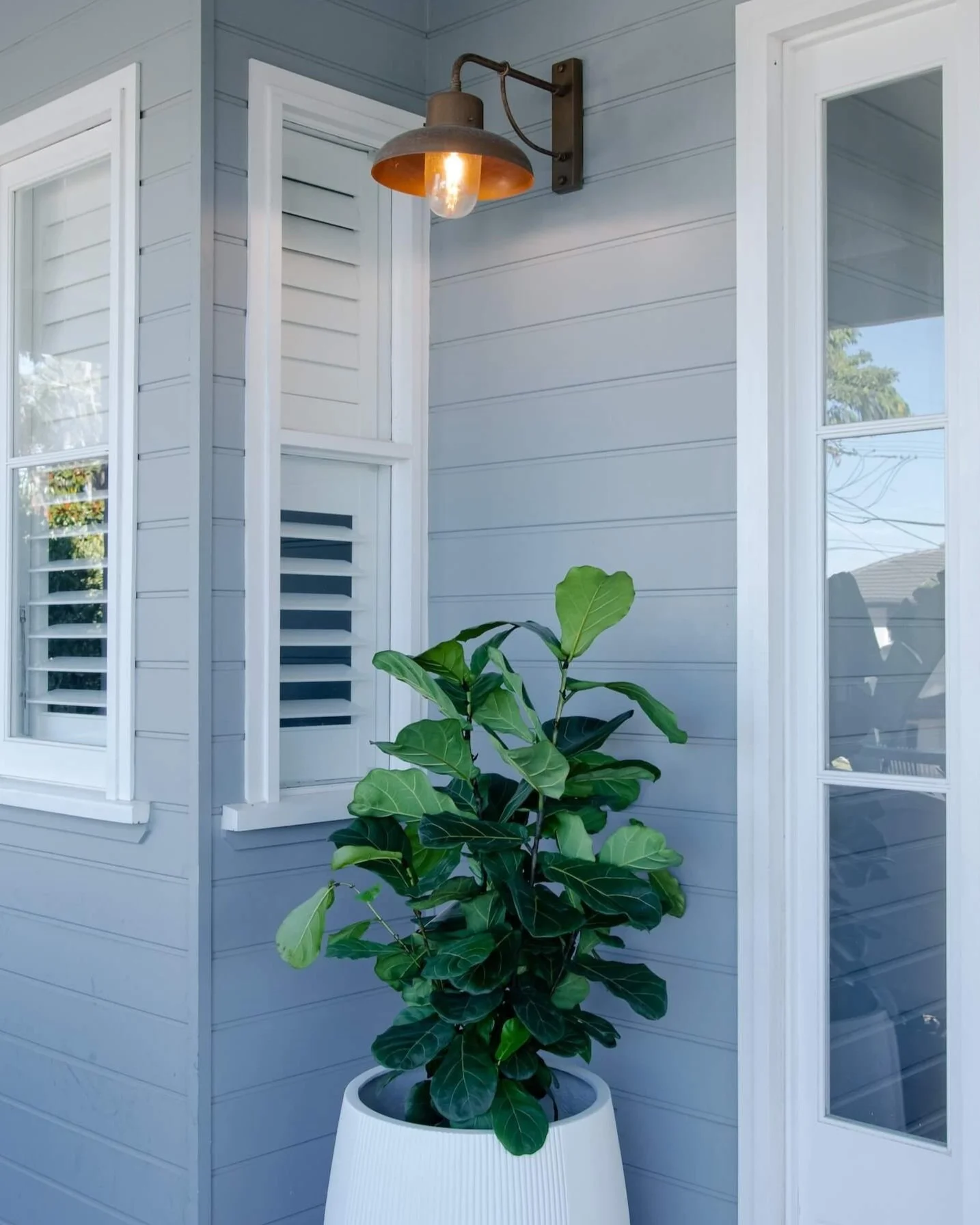 Thoughtful, Nature-Inspired Home Interior Designer Sydney