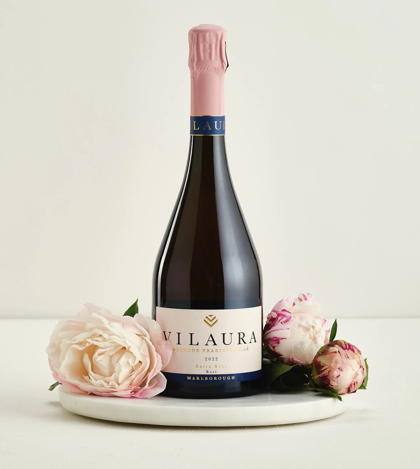 The crown jewel of the VILAURA range - the 2022 Marlborough Ros&eacute; is now released to market.

Direct to your door with complimentary shipping for this week only - the VILAURA Ros&eacute; is the perfect compliment to your Christmas festivities.
