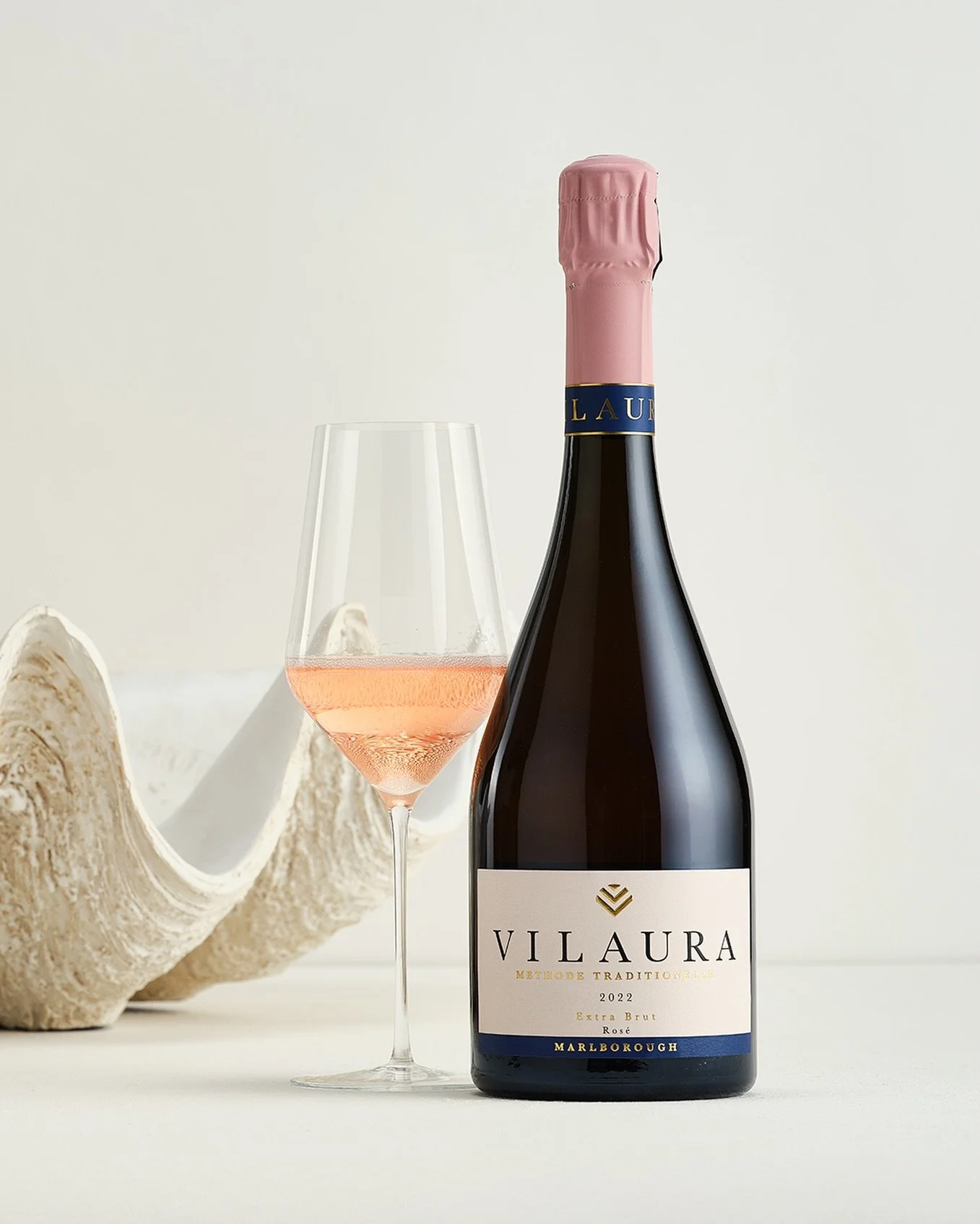 On its journey of evolution in the bottle - The VILAURA 2022 Marlborough Ros&eacute; is revealing strawberry shortbread as it ages gracefully on its natural cork.

A mature Ros&eacute; Methode Traditionelle that is true to its Extra Brut style - acid