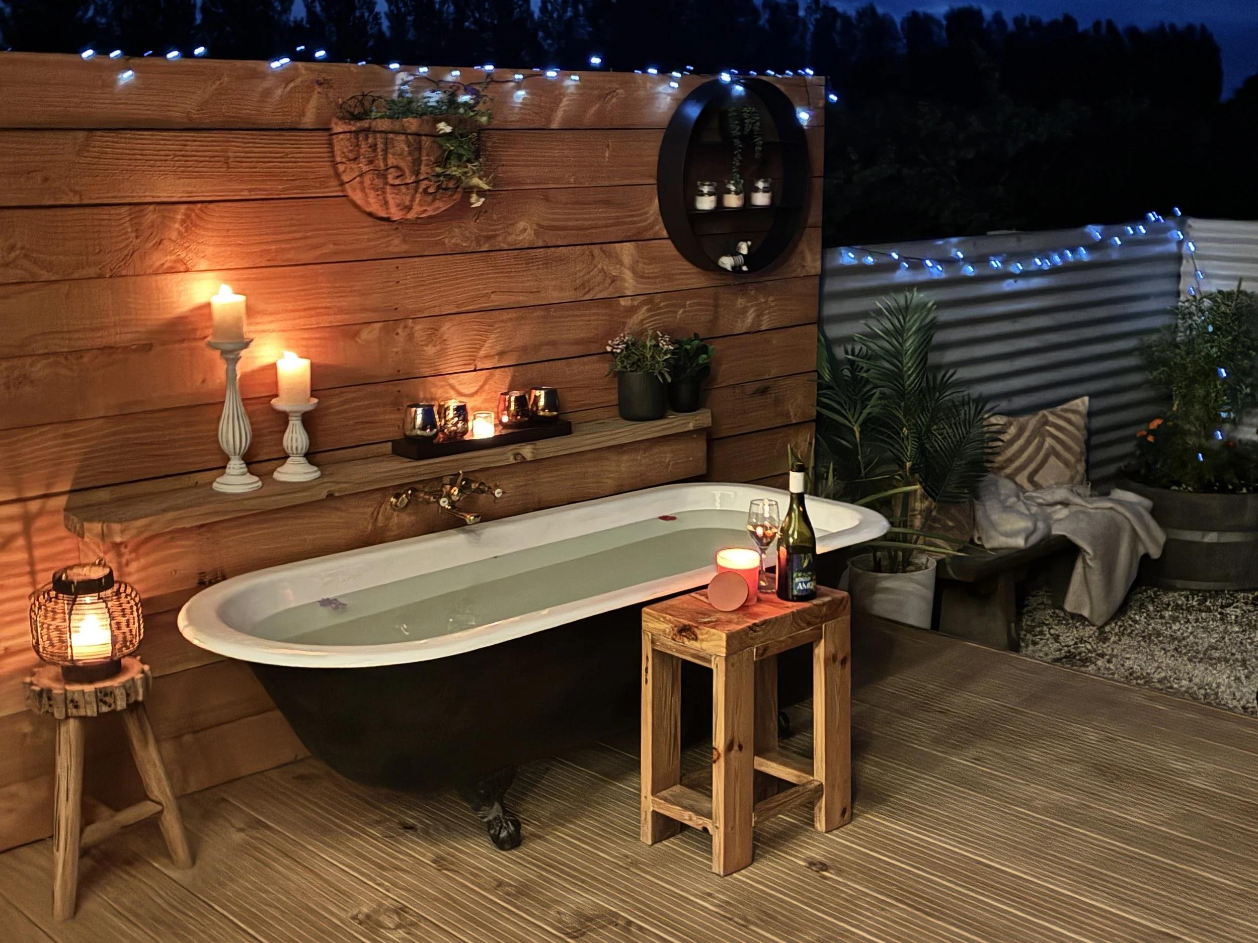 outdoor bath night 1.jpg