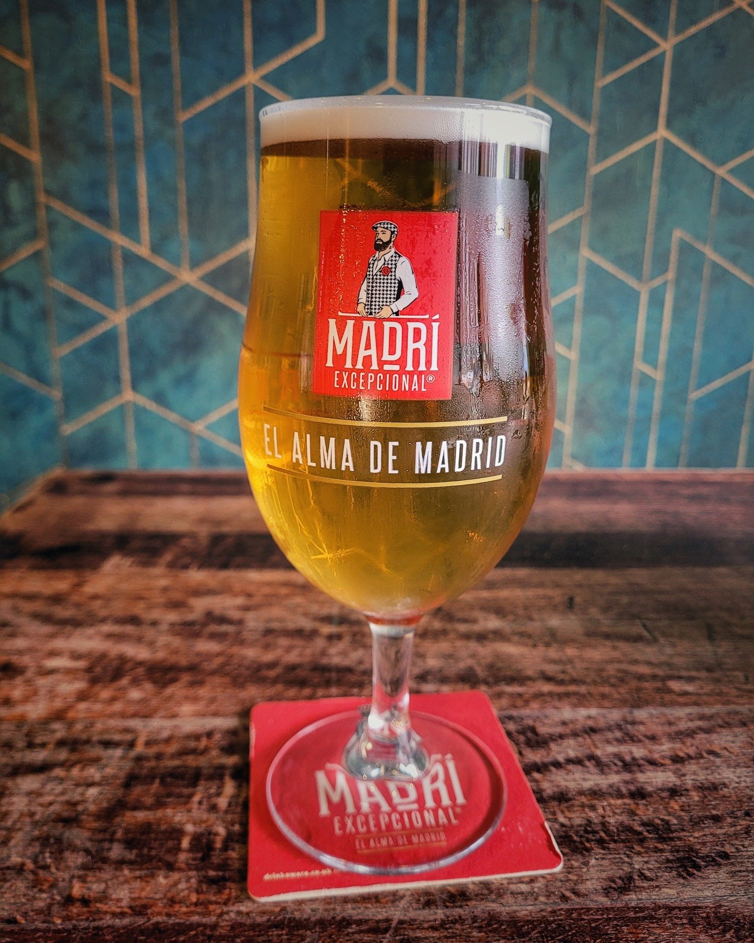 You fine people of Boro certainly love a cold glass of Madri. It is one of many cold drinks on offer here at 176. Why not pop by on this glorious Saturday for a refreshing lager?

#beer #boropub #refreshingdrinks #176barandkitchen