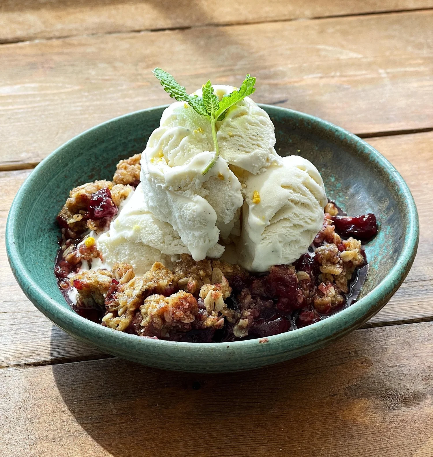 Spiced Cherry Cobbler Recipe A Symphony of Sweetness and Spice