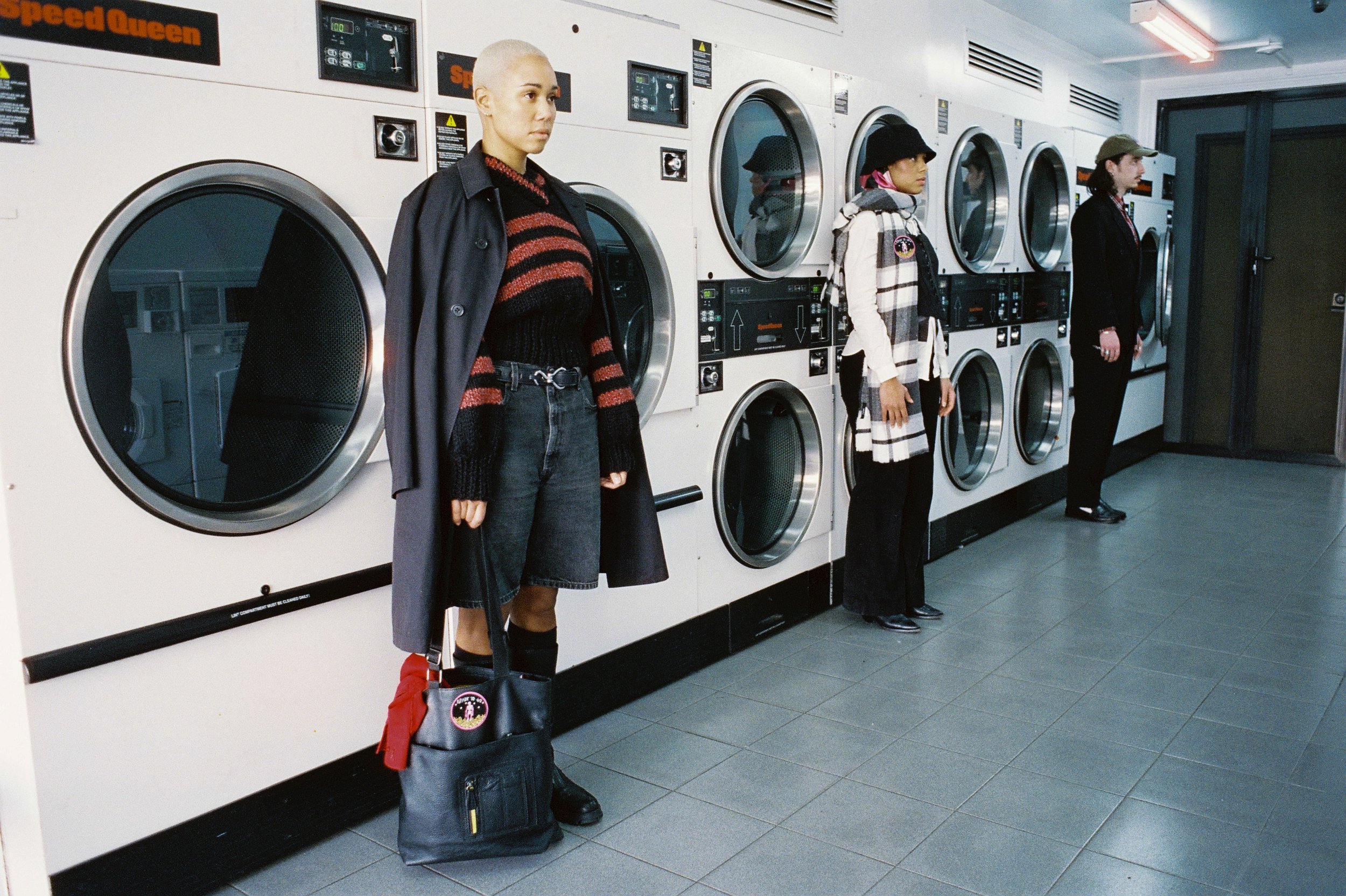 Jasmin, Kyah and Jake for Kwasi's (soundslikekwasi) 'Ready-to Go' Patch Apparel Release ~~~ 35mm ~~~
Minolta XG-M - CineStill 800T