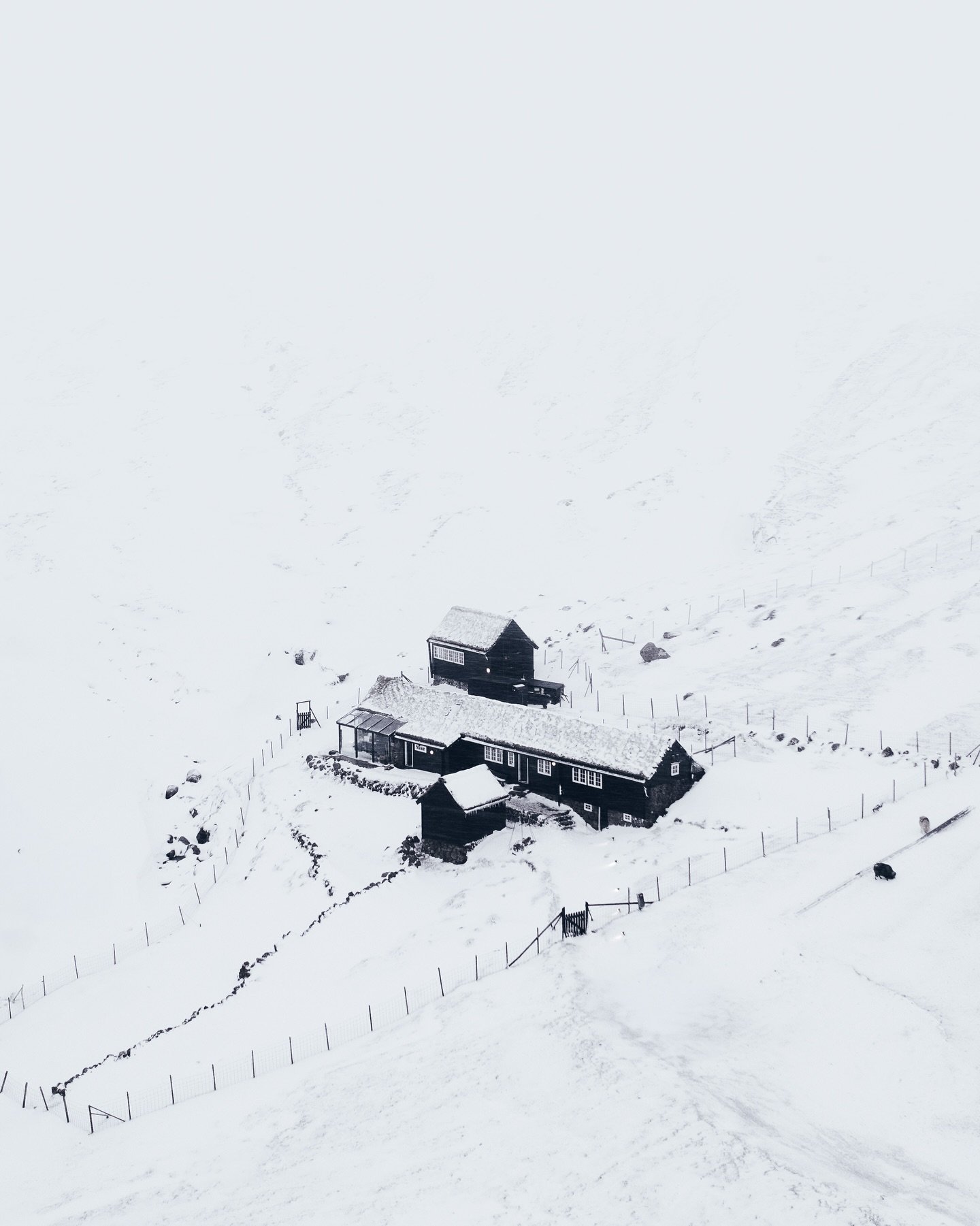 Winter vs. Summer. When should you come to the Faroe Islands? ❄️☀️

I get this question all the time&hellip; and honestly, the answer depends on what kind of traveler you are 🤪

Winter is absolutely beautiful! Snow-covered mountains, quiet villages,