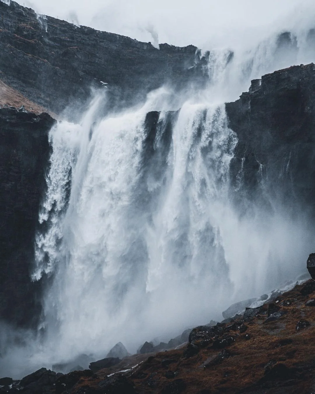 The winter storm kept me up all night and the wind is absolutely raging across the islands right now. 🌬️
 But that&rsquo;s winter in the Faroe Islands&hellip; wild, loud, dramatic, and somehow still beautiful.

On average, we get about 4.8 storms ev
