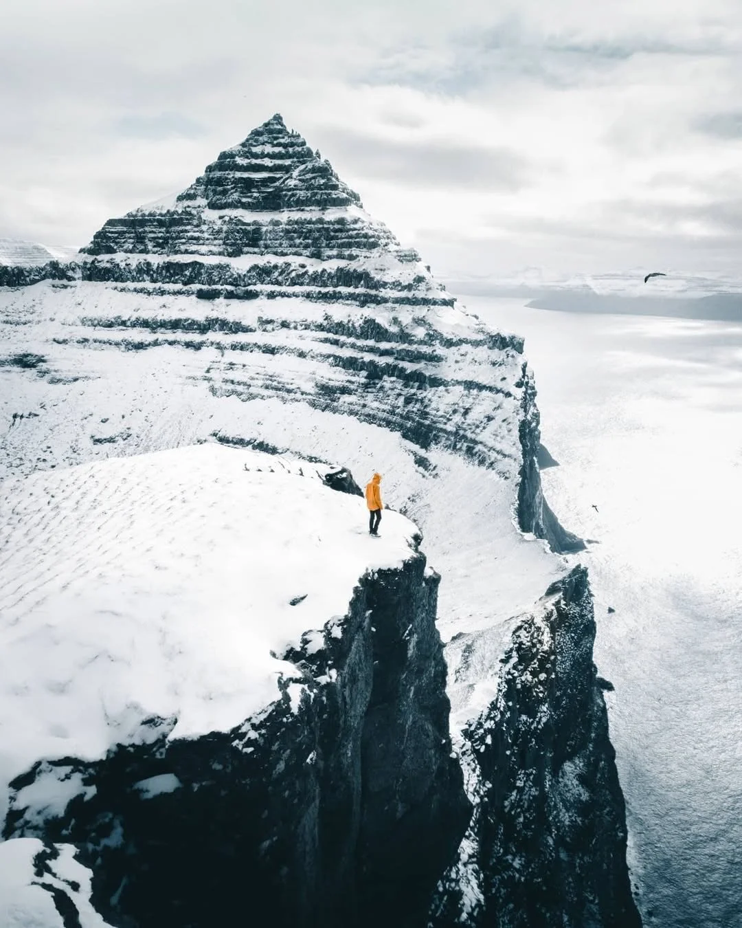 The new year arrives with a clean white slate in the Faroe Islands ❄️

&hellip; and the forecast is looking good. Snow on the ground until around January 11th 🙏🏻

If you&rsquo;re a photographer wanting those rare winter wonderland pictures of the F