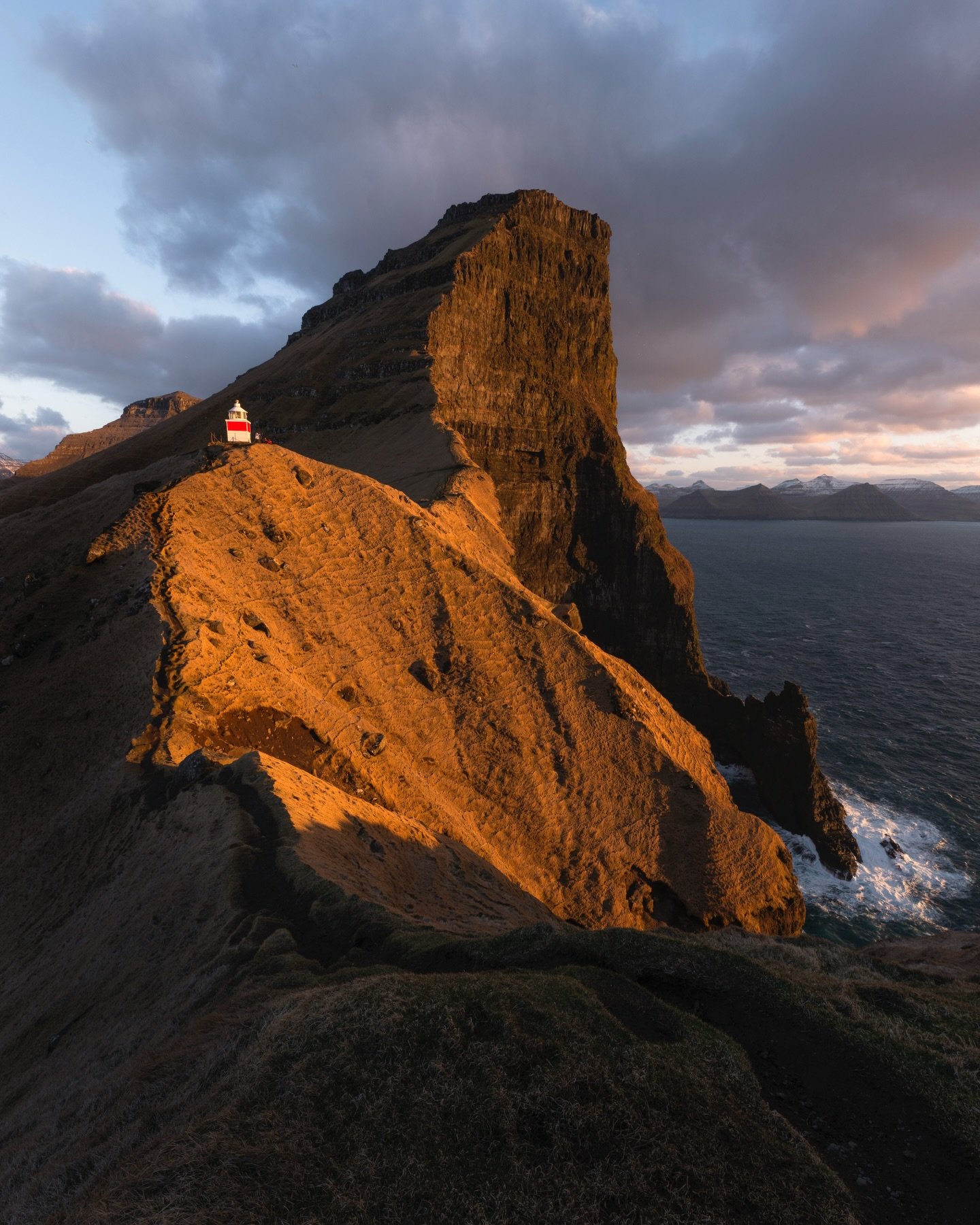 What a wild ride this photography workshop has been with @muenchworkshops 🔥

Epic light Extreme moods Crazy weather

We pushed ourselves and our cameras to the limit, and came away with frames I won&rsquo;t forget anytime soon.

Here are a few momen