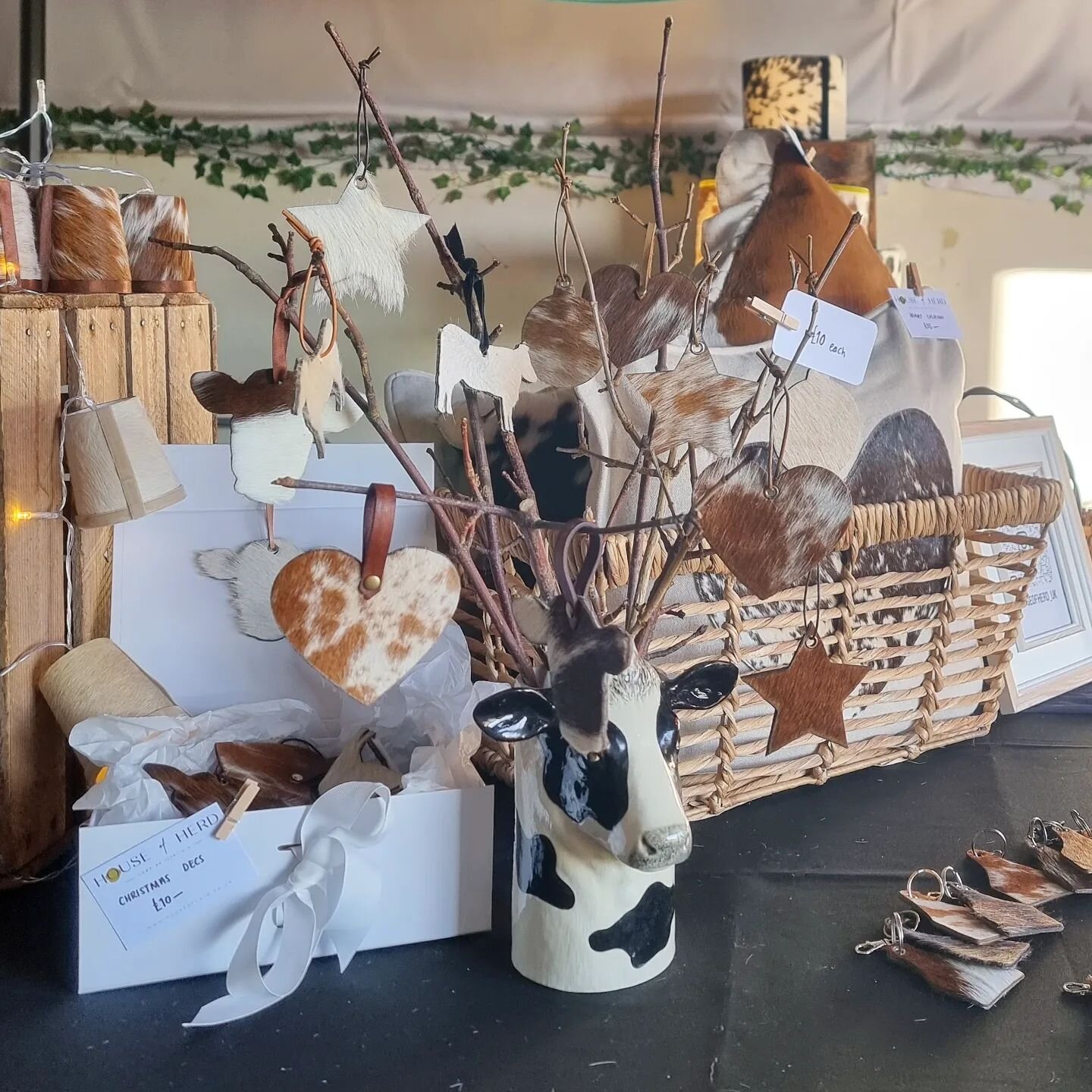 A belated but HUGE thank you to everyone involved in Saturdays wonderful Christmas pop-up at @jordanscourtyardsomerset with @thesomersetcollective 🙌 

It was an absolute treat to be there alongside so many fabulous traders, to see past customers and