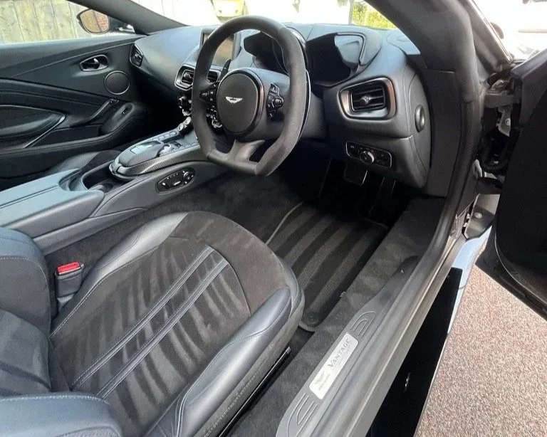 Vantage+Interior.jpg