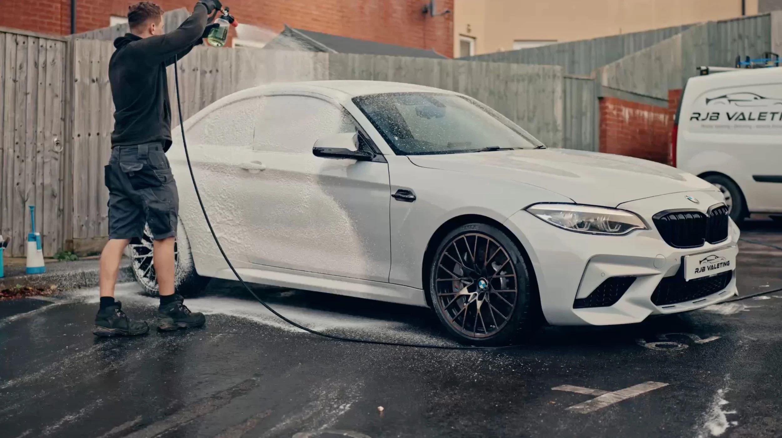 rjb-valeting-header-image.jpeg