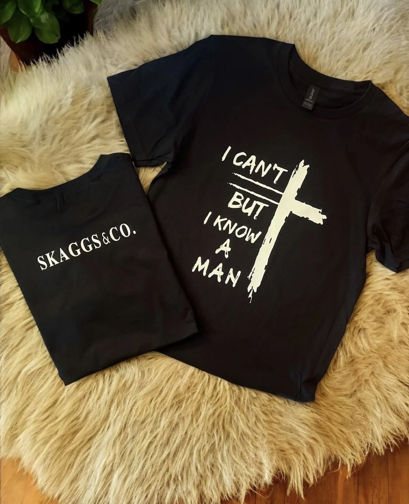 "I Know A Man" T-shirt
