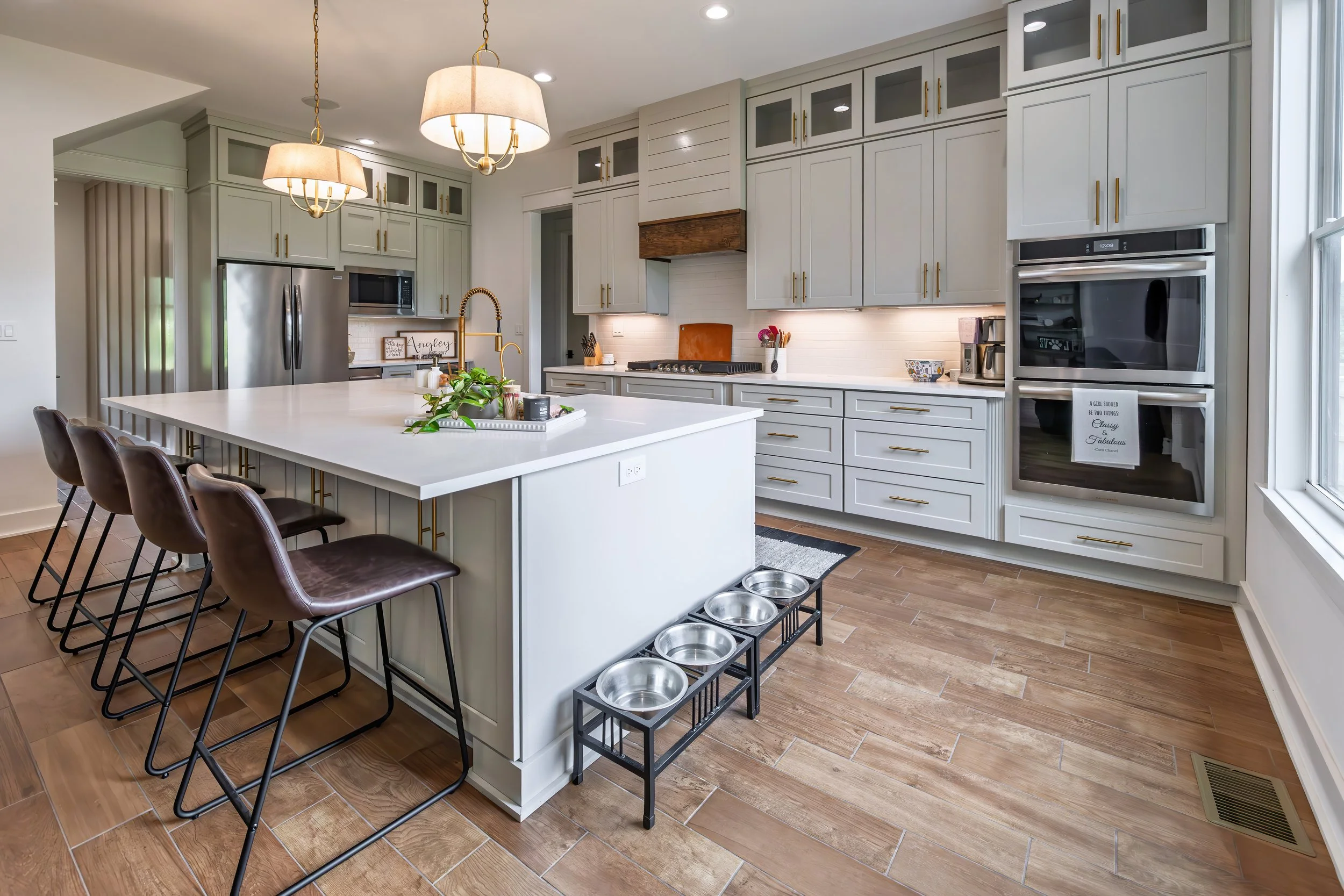 Kitchen Wide Overview-DN.jpg