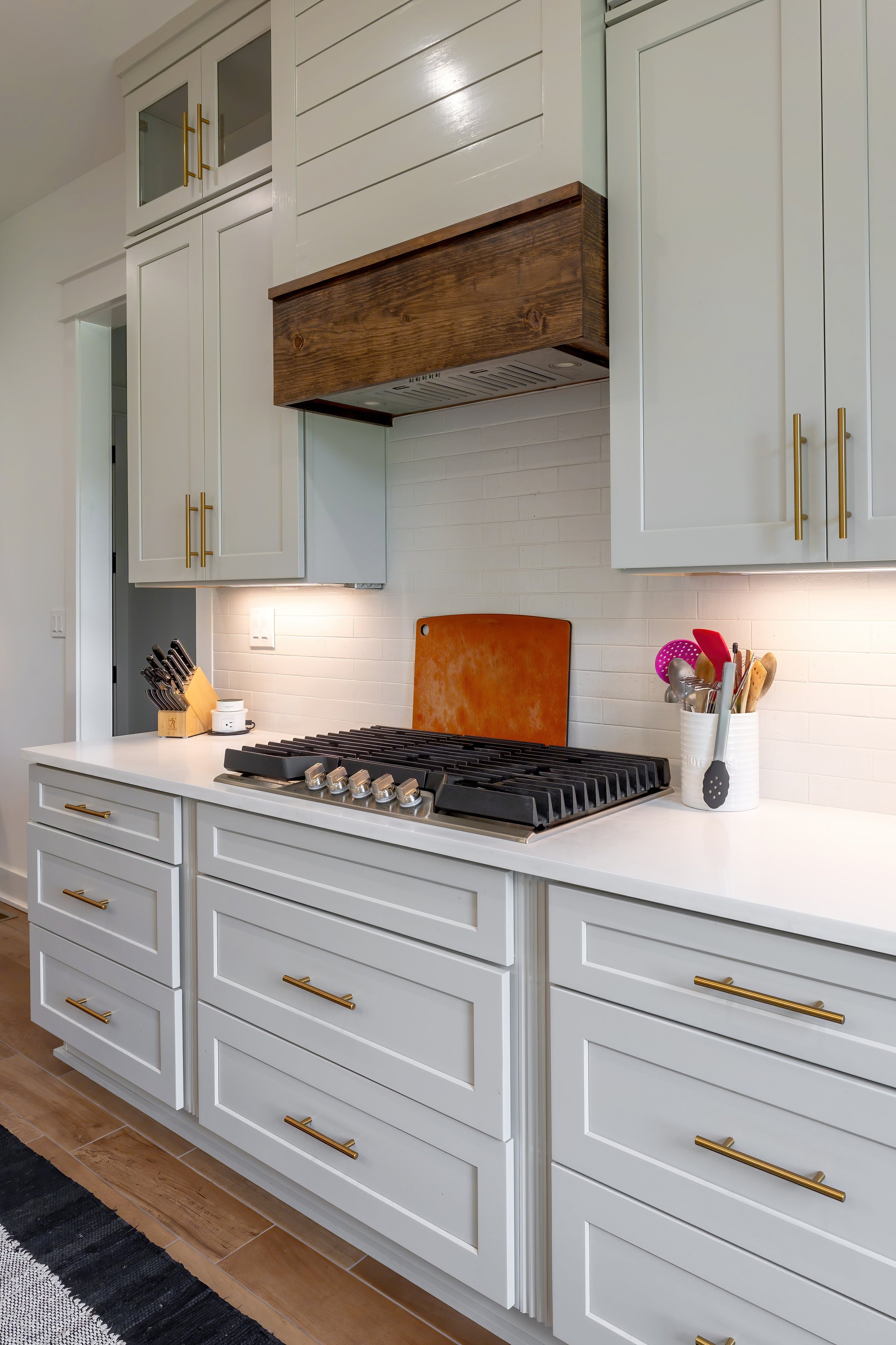 Kitchen Tall Detail-DN.jpg