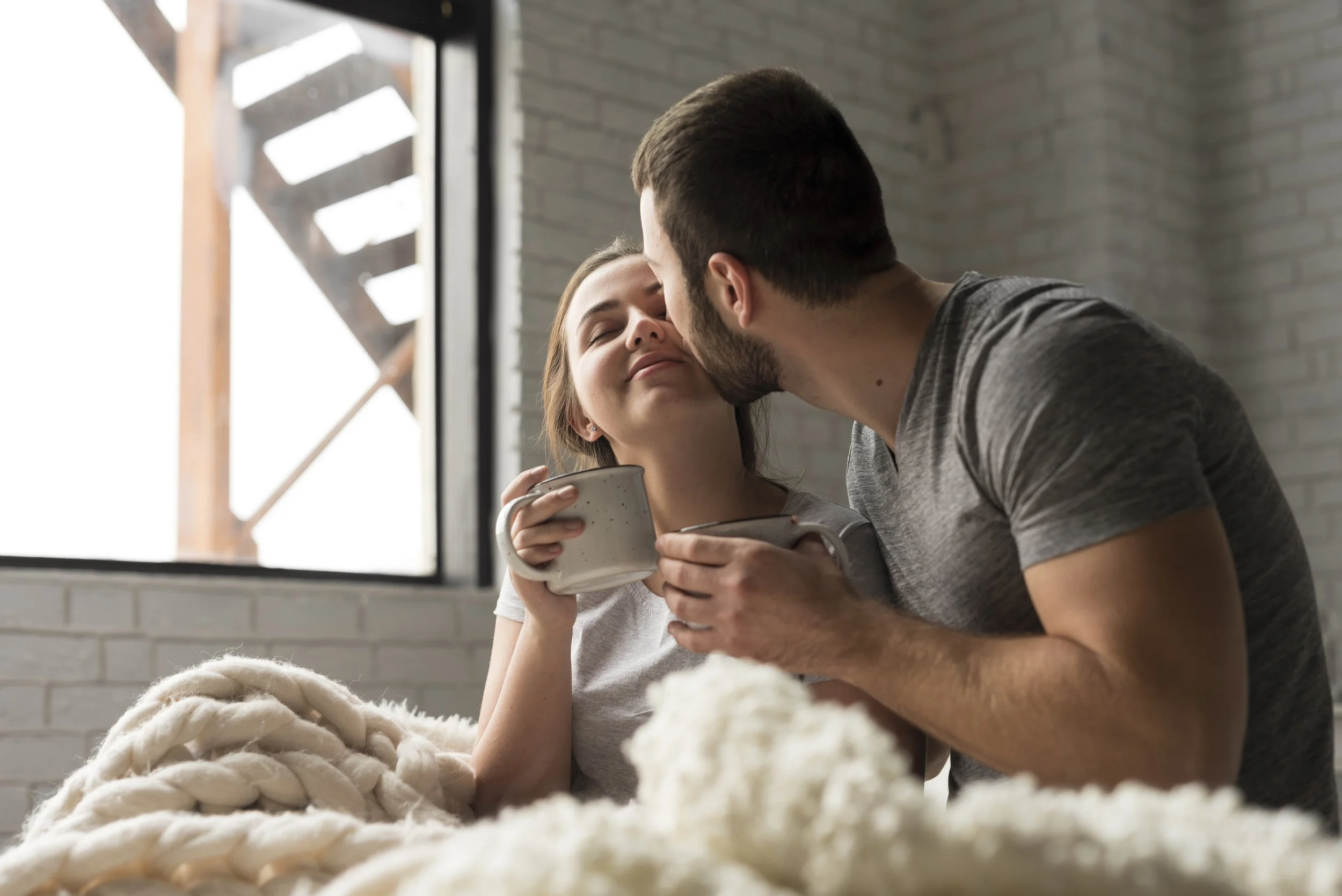couple showing emotional connection and calm intimacy in a healthy relationship