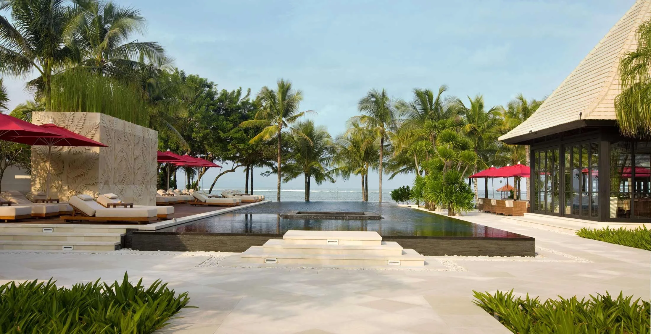 DayPass experiences in Bali, Hotel Pools and Beach Clubs. — DayPass