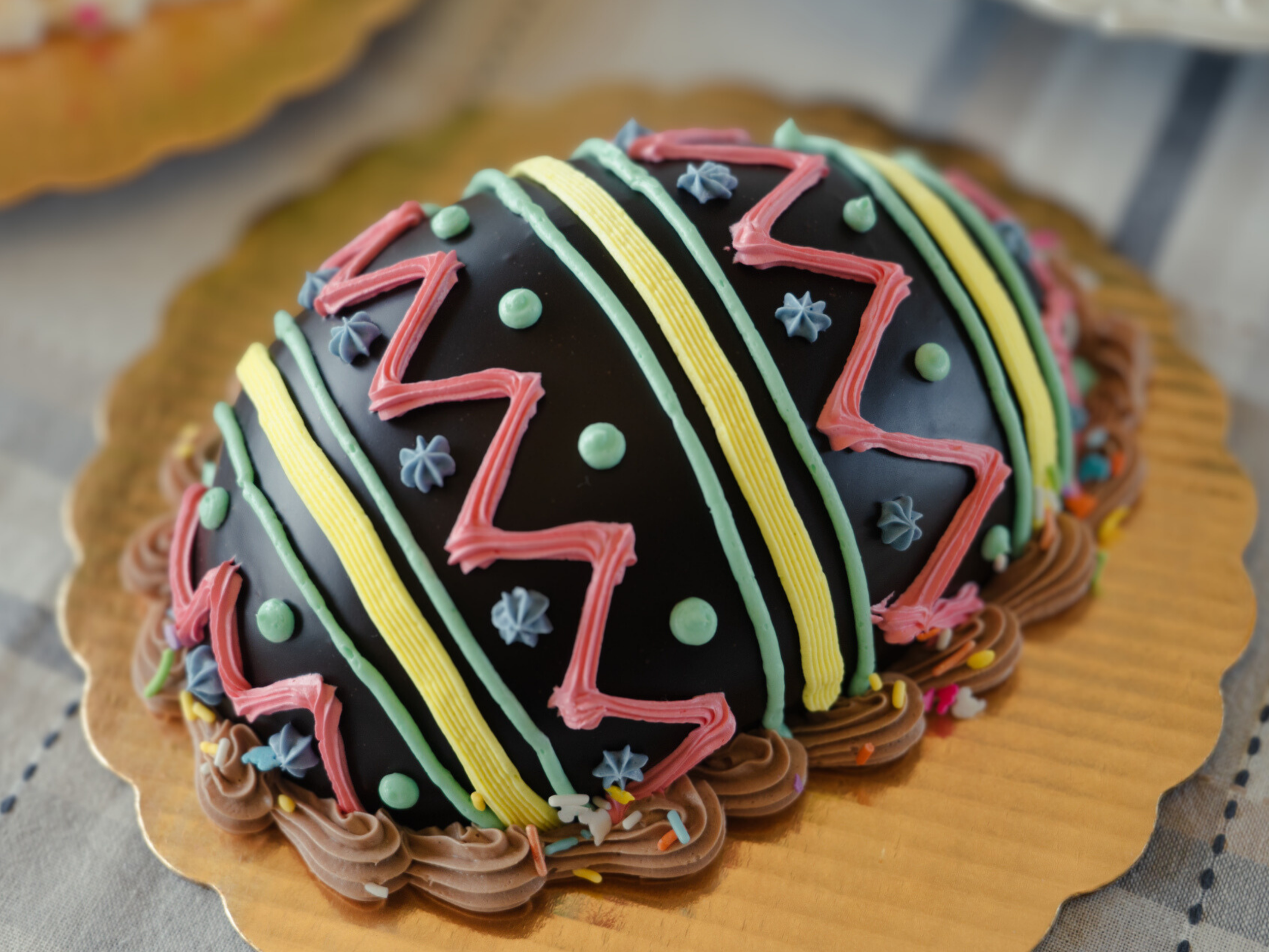 Easter Egg Cake Chocolate.png