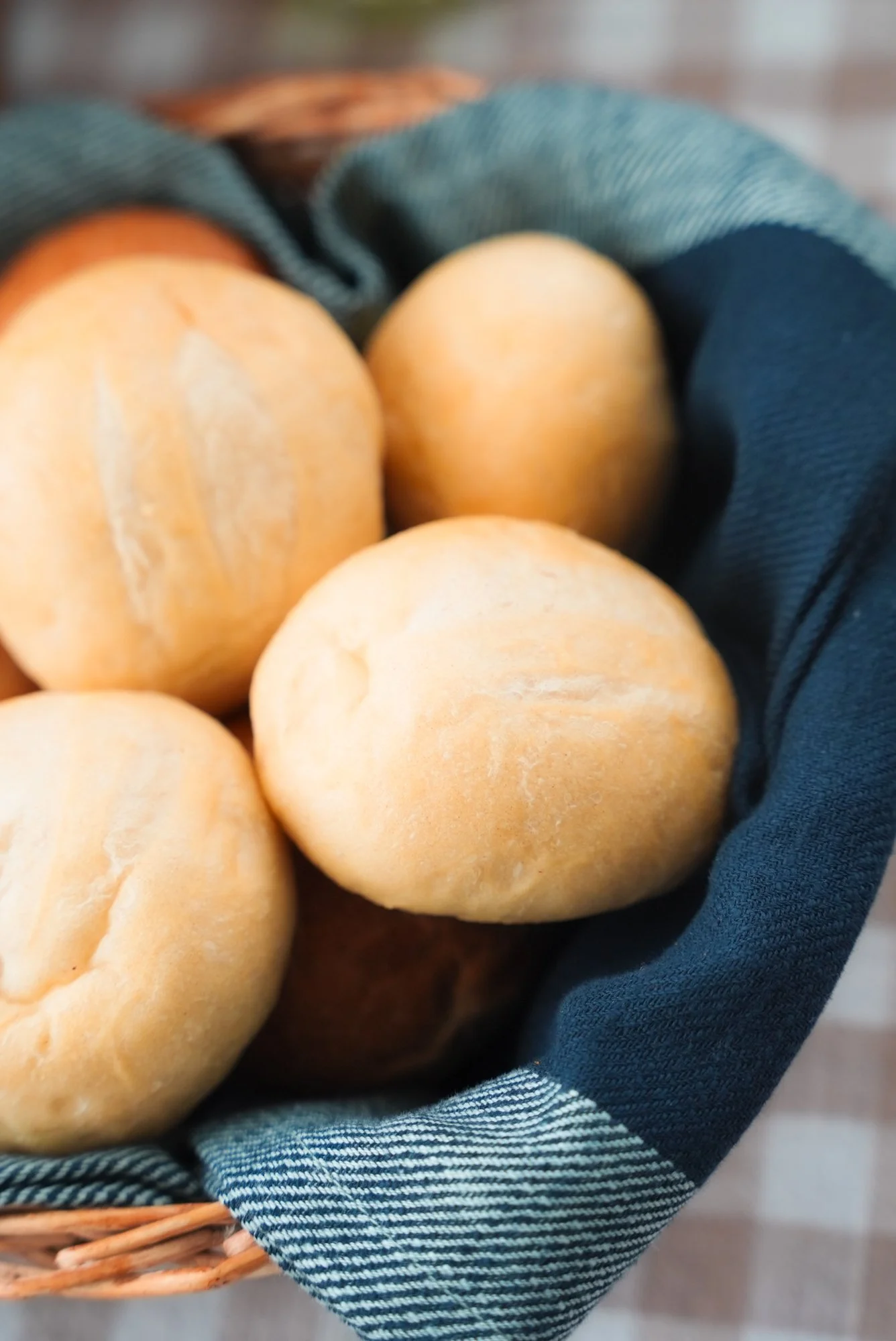 white rolls-thanksgiving-takeout.jpg