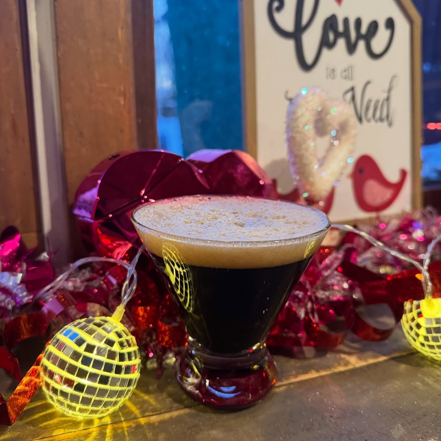 Hazel Nuts About You 🤎🍸
@deadbeatsny live tonight 6&ndash;9pm 🎶

Reservations can be made on OpenTable! Groups of 10 or more please email reservations@thesaratogawinery.com