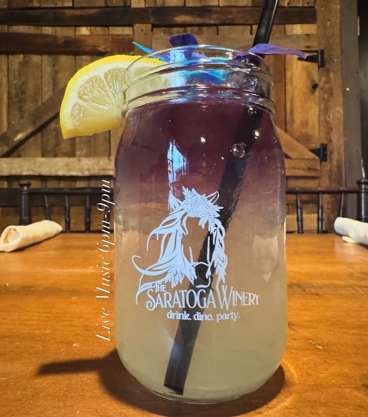 Bright, fresh, and just what this weather calls for 🍋✨

Meet the Spring Flower Lemonade
1911 Gin | Meyer Lemonade | Peaflower Tea

Sip something refreshing while SHINE on takes the stage tonight from 6&ndash;9pm 🎶🎶