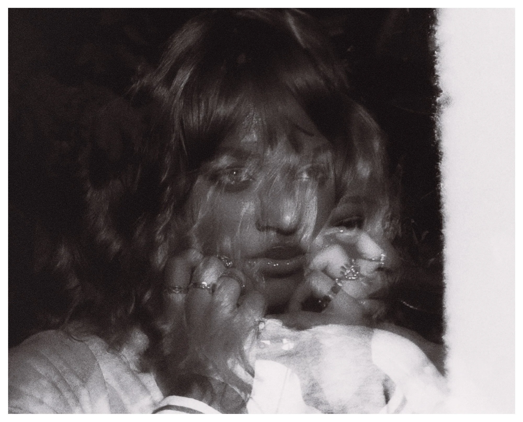 "look with envy"
(2021)
@88hdee