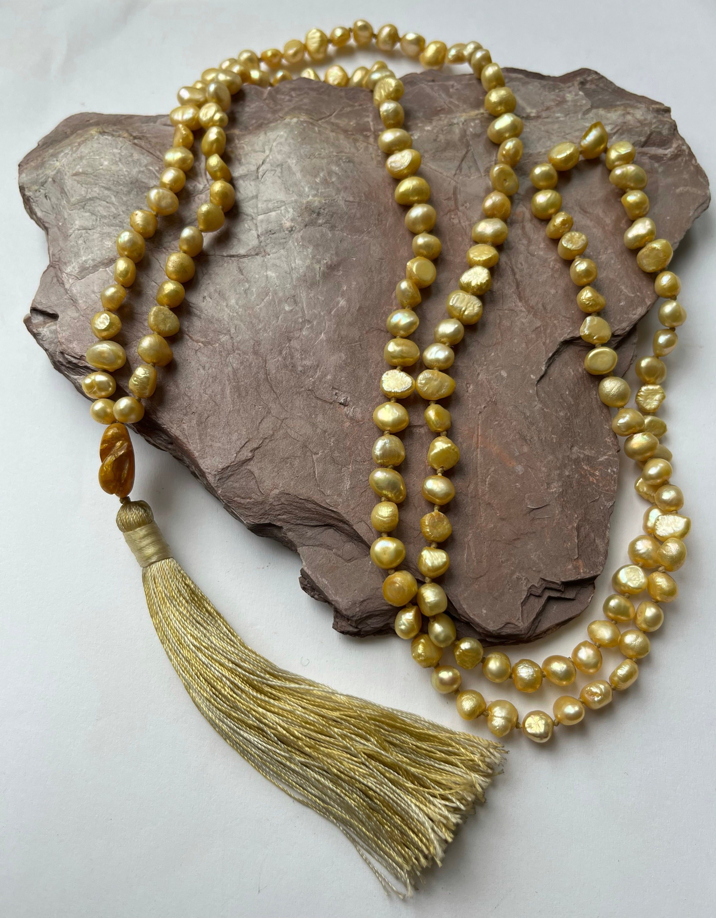 https://i.etsystatic.com/44293893/r/il/777ba8/5436908231/il_fullxfull.5436908231_l60f.jpg