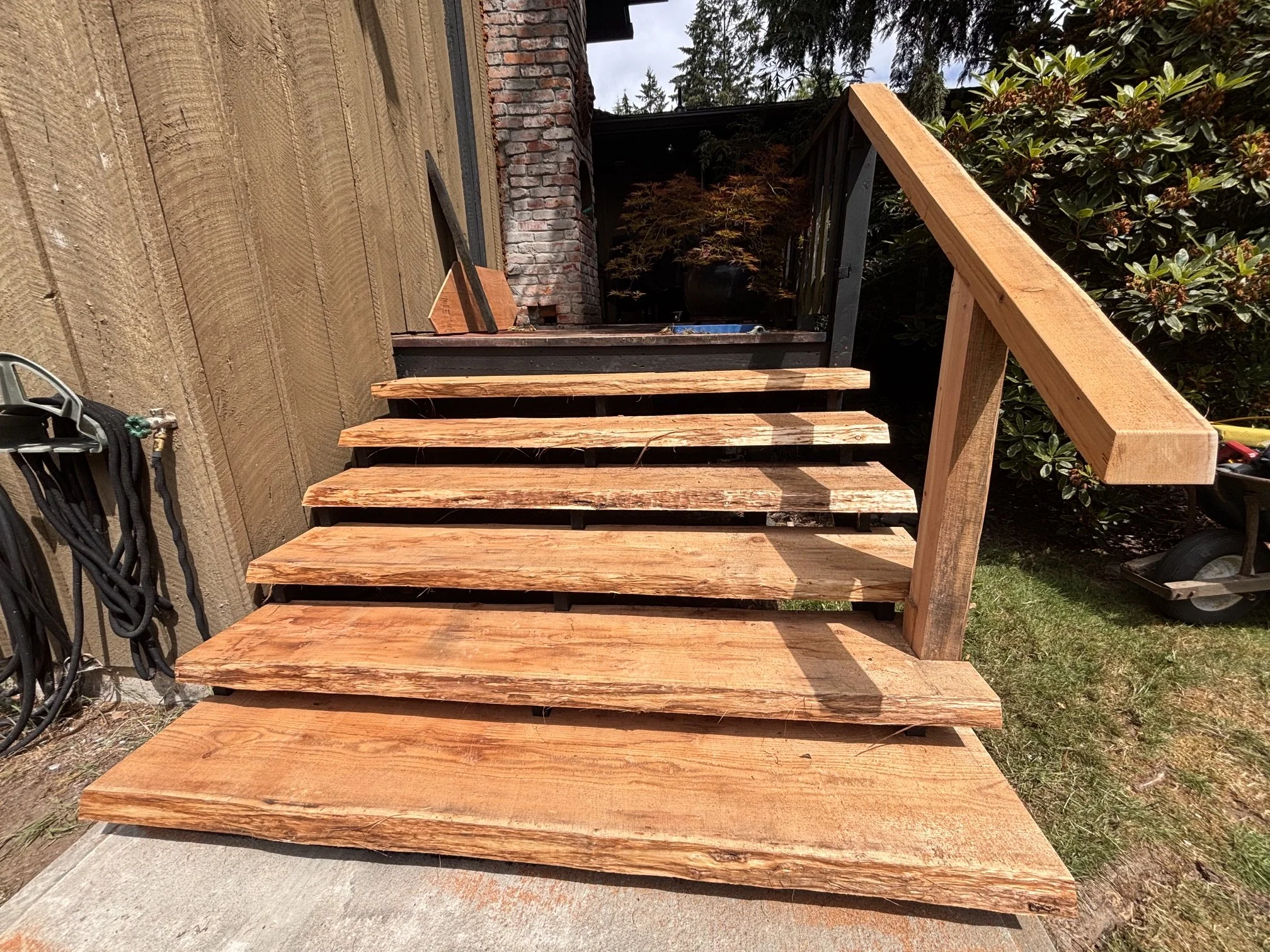 Renton Live Edge Steps
