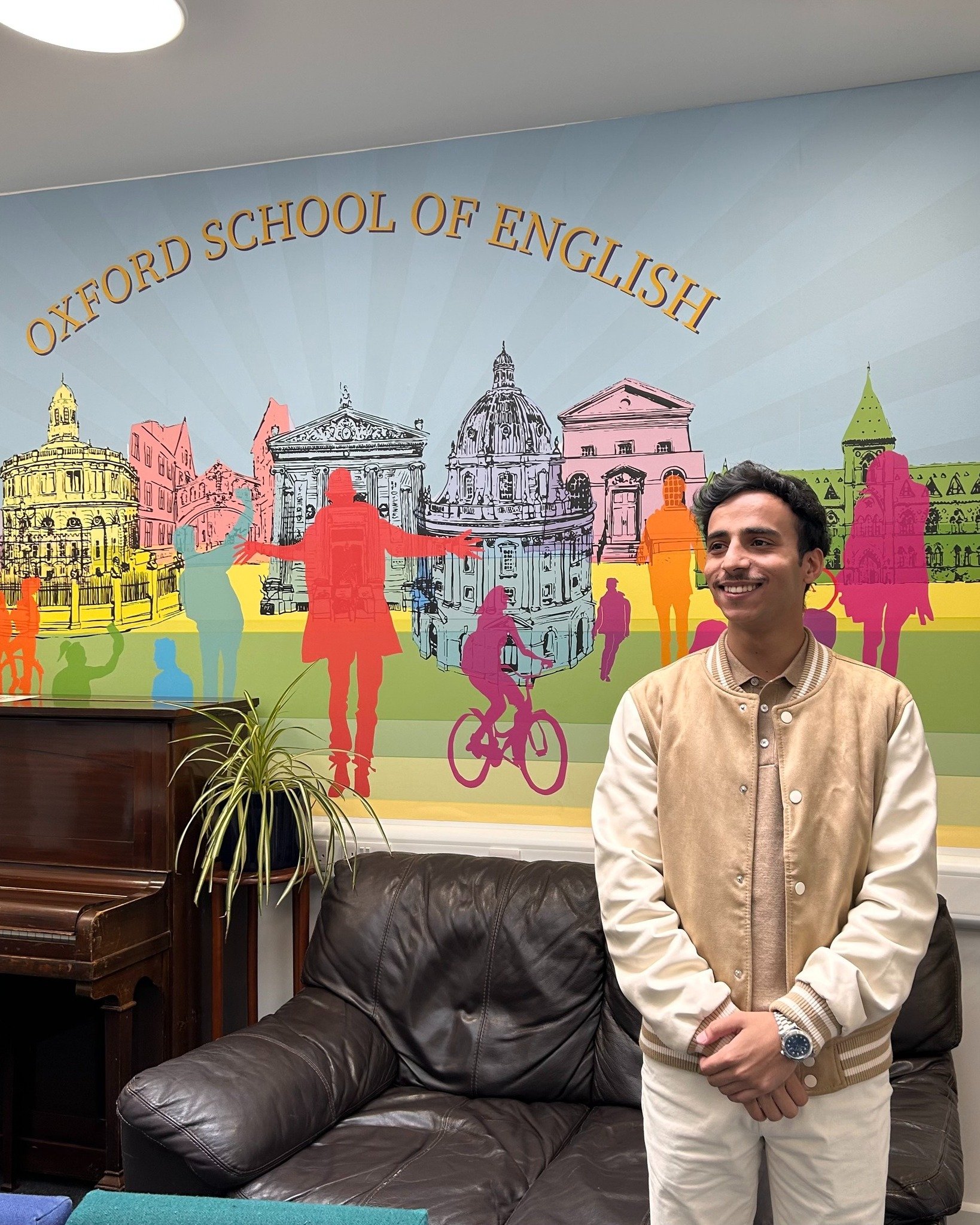 ✨Welcome back to visit Waled✨

@y.m.n._1 came back to visit us here at OSE - it was so lovely to see you again. 
Best of luck at University from September - keep in touch!😇☁

 #studyintheuk #internationalstudentlife #studyabroadyenglish #community #