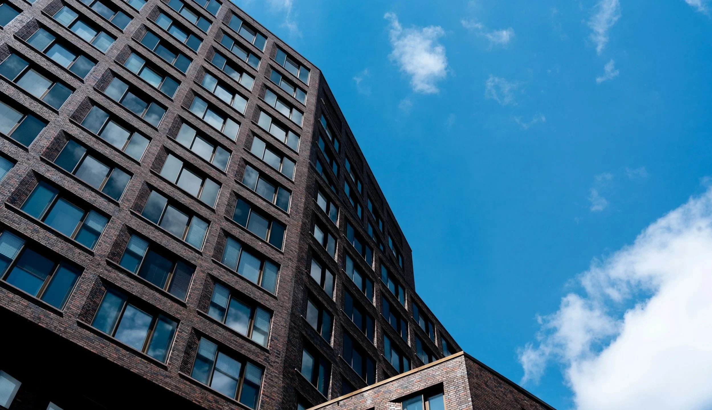 How to Lower Construction Costs in New Builds by Reducing Mechanical Systems