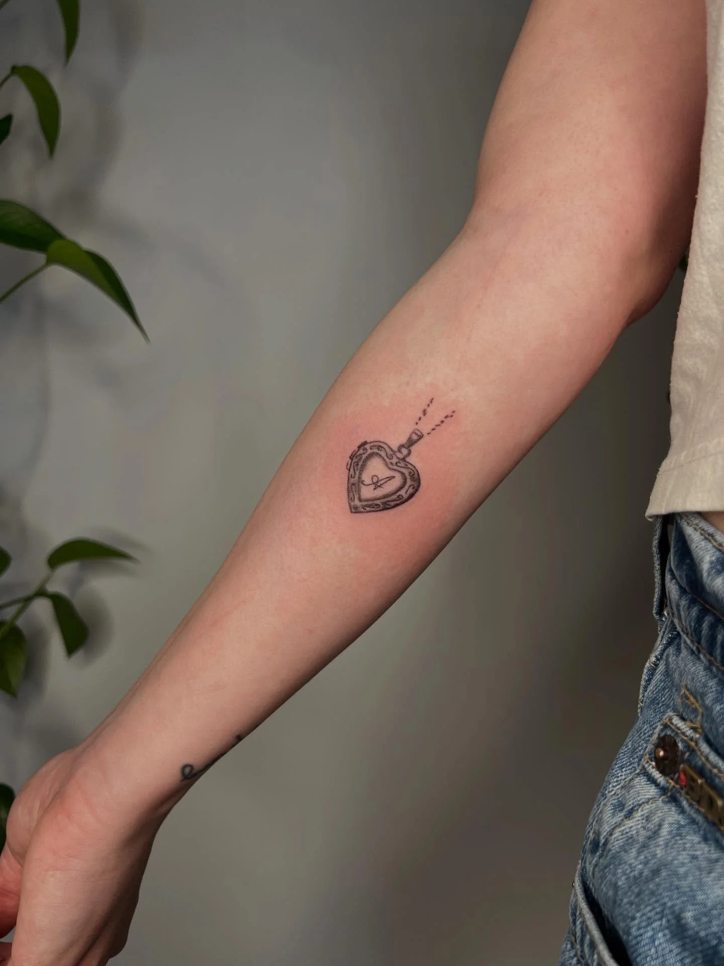 Everything from my last flash days in honor of my pup Bronco 🐎 Thank you all SO so much 🥹💗