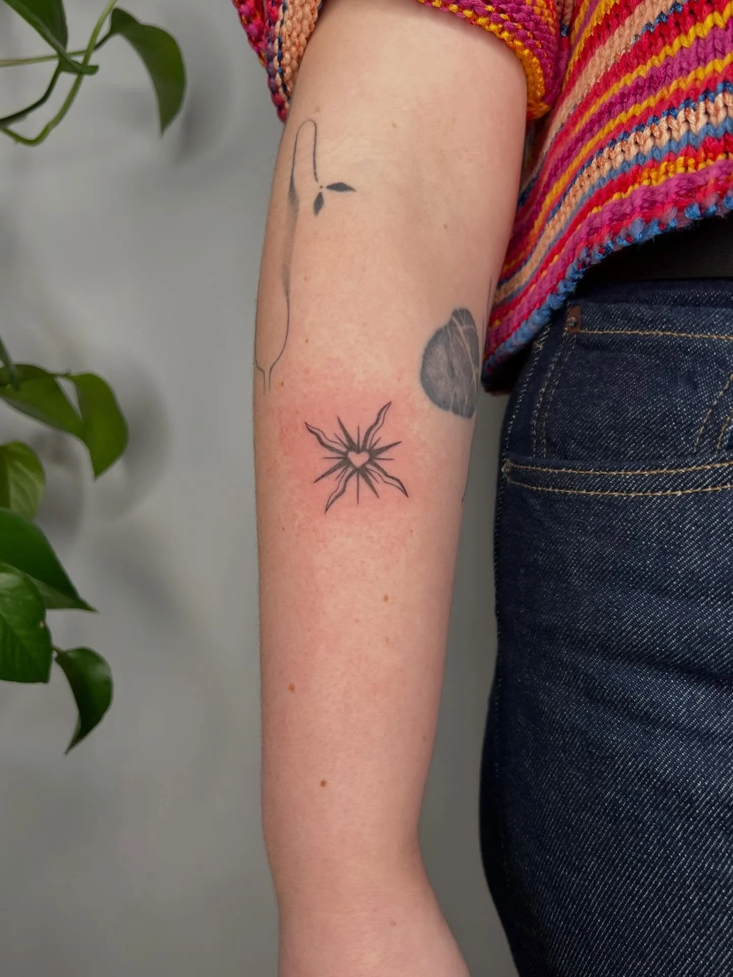 A little flash guy + a couple of 2+ year heals for Elena <3