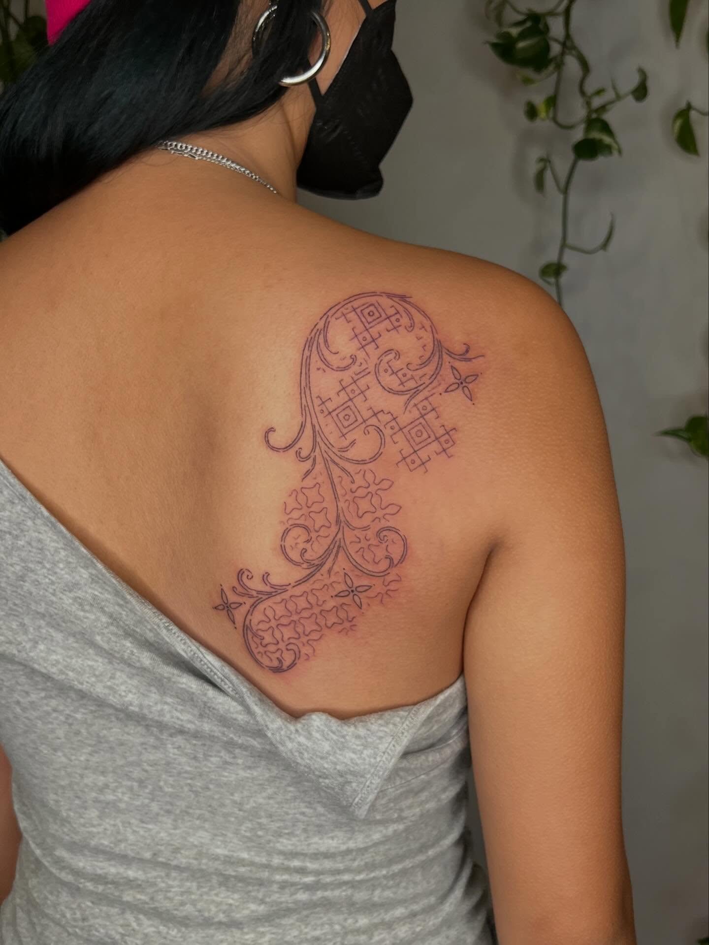 Some larger scale custom projects 🌀 Books are still open for April, will begin booking May v soon too 💖 Thank you all!