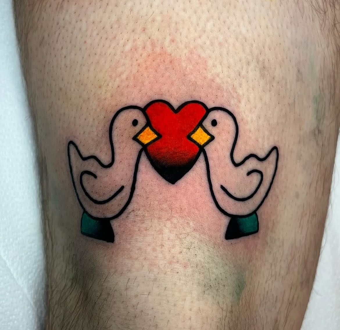 Done by @tourtellinie 🌼🌼🌼 DM her to book @tourtellinie @tourtellinie @tourtellinie #chicagotattooartist #chicagotattooshop #chicagotattooshops #chicagotattooartist #chicagotattoos #chicagotattoo #ladytattooer #ladytattooers #midwesttattooer #midwe