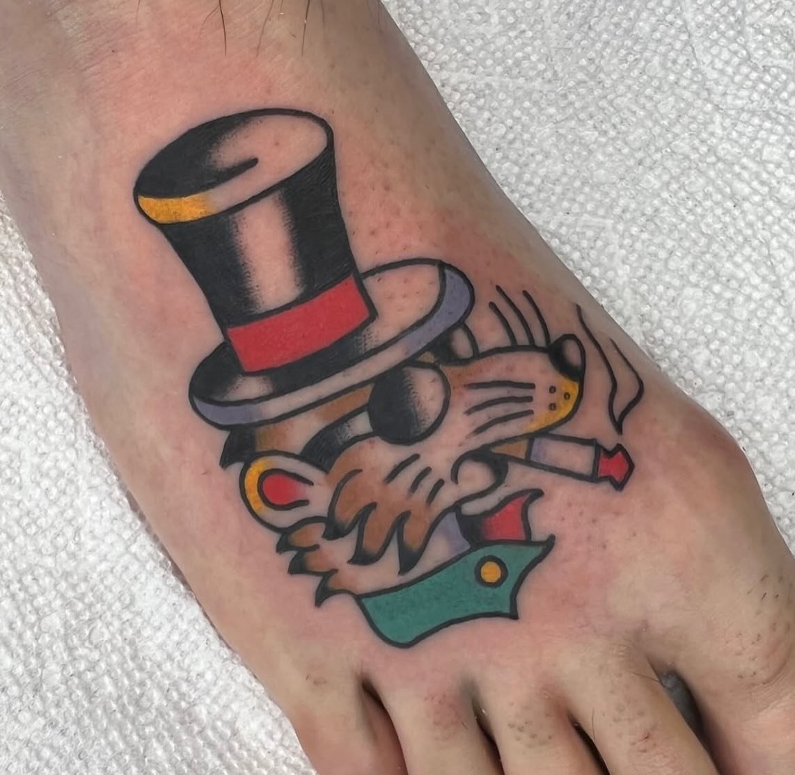 GUEST ARTIST @markglassy will be with us 7/11-7/12 🚨🚨🚨 DM him to book @markglassy @markglassy @markglassy

#chicagotattooartist #chicagotattooshop #chicagotattooshops #chicagotattooartist #chicagotattoos #chicagotattoo