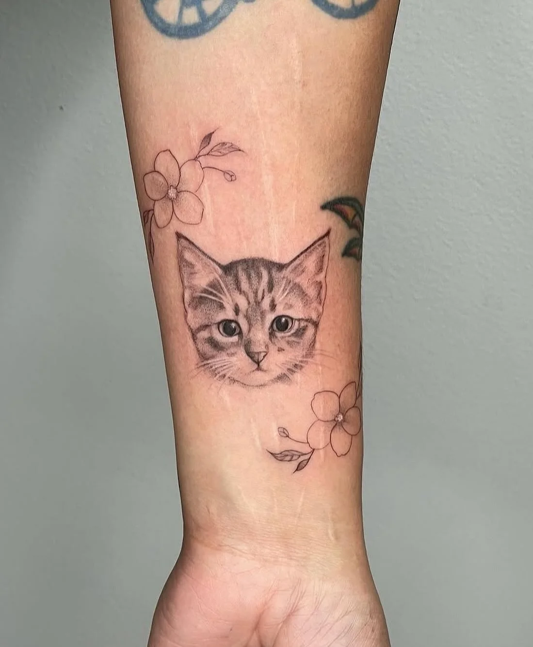 Done by @flanlo 🕉️🕉️🕉️ FOR BOOKING&mdash; DM @flanlo or 📧 flan.loredo@gmail.com @flanlo @flanlo @flanlo

#chicagotattooartist #chicagotattooshop #chicagotattooshops #chicagotattooartist #chicagotattoos #chicagotattoo #ladytattooer #ladytattooers 