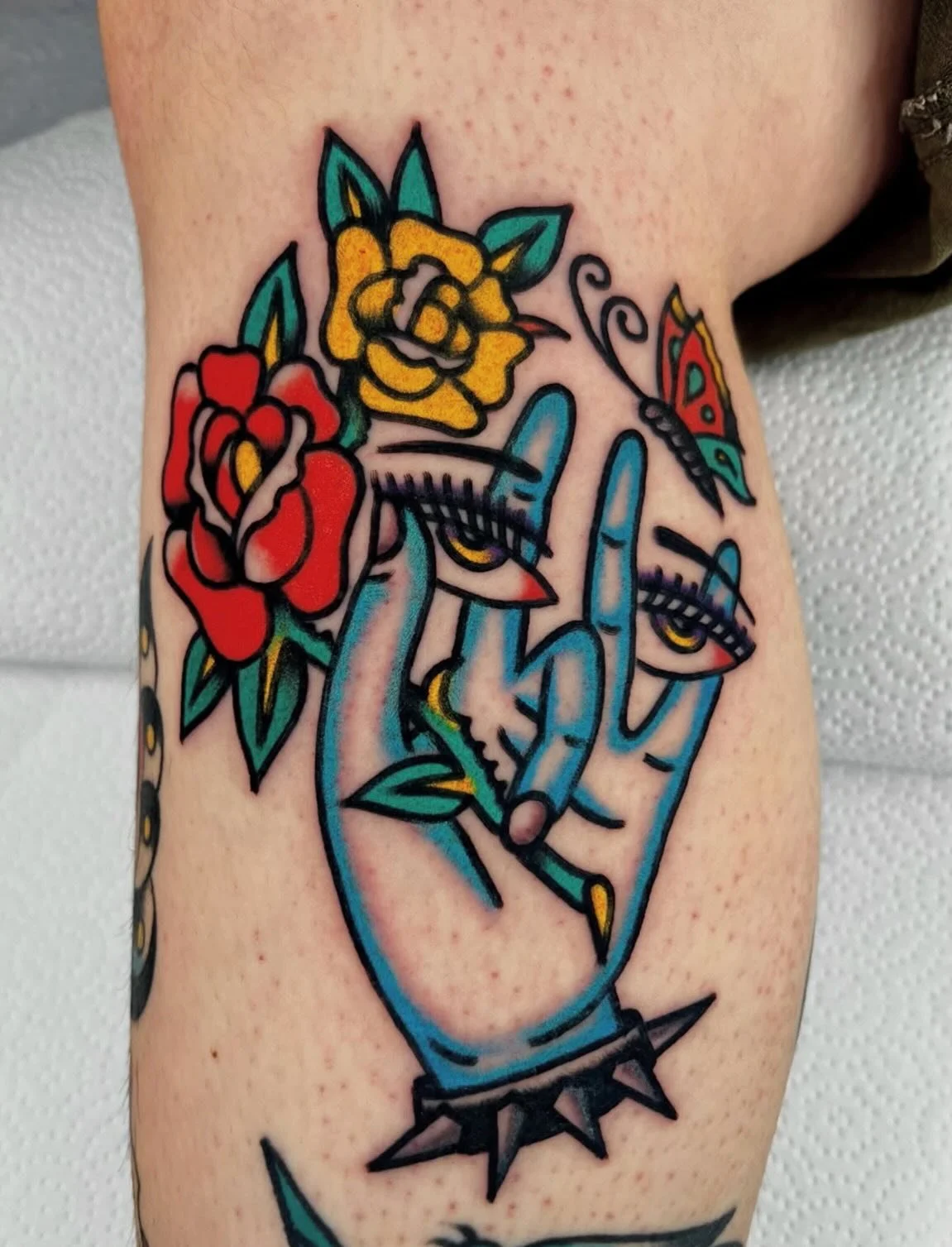 GUEST ARTIST @jorge.ayer 10/11, 10/14-19 🕉️🕉️🕉️ DM him to book @jorge.ayer @jorge.ayer @jorge.ayer

#chicago #chicagotattooartist #chicagotattooshop #lakeview #logansquare #andersonville #wickerpark #ravenswood #chicagotattoos #chicagotattooartist