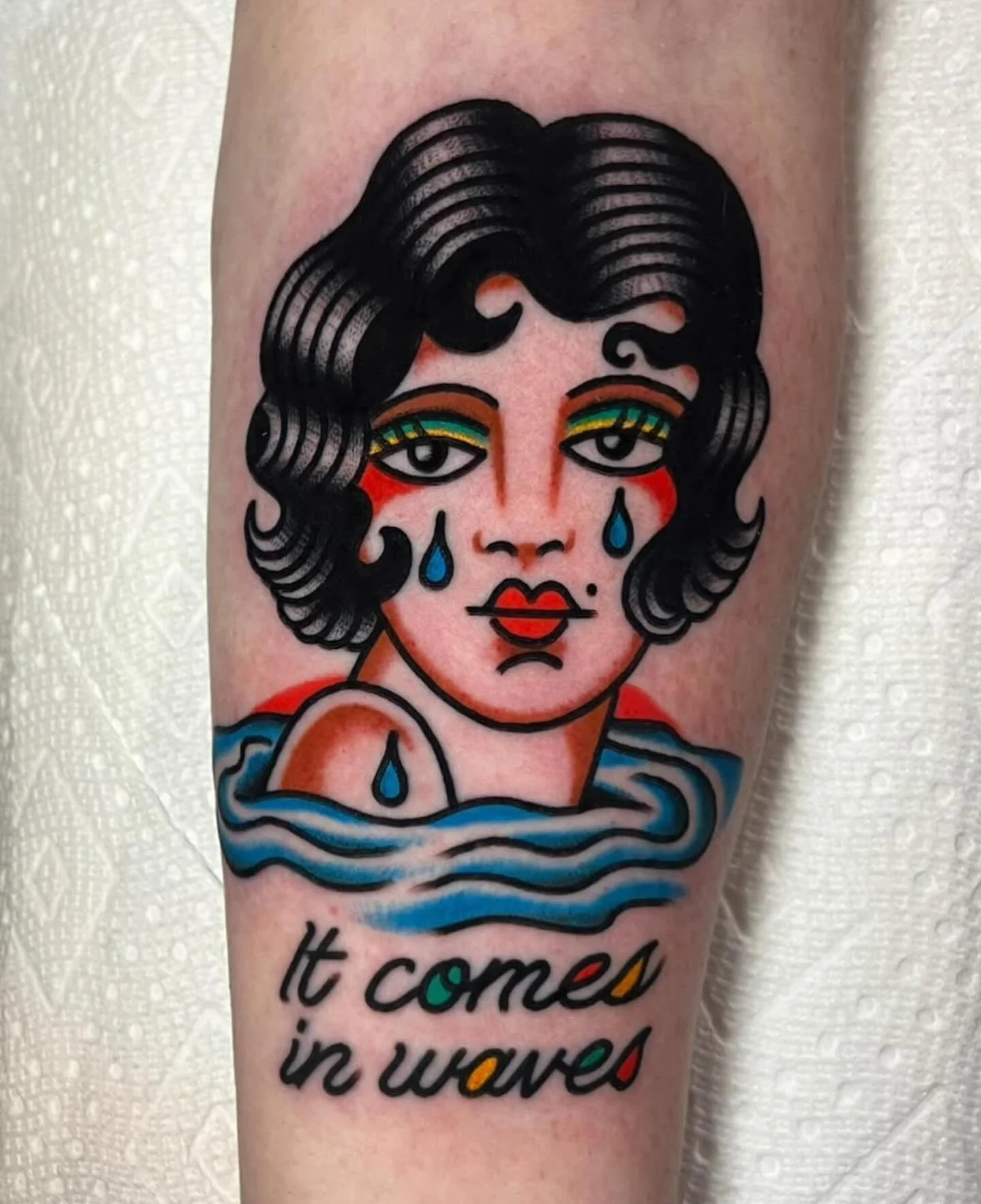 Done by @juliacampione 🌈🌈🌈 FOR BOOKING&mdash; campionetats@gmail.com
#chicago #chicagotattooartist #chicagotattooshop #lakeview #logansquare #andersonville #wickerpark #ravenswood #chicagotattoos #chicagotattooartists #tattoo #midwesttattoo #midwe