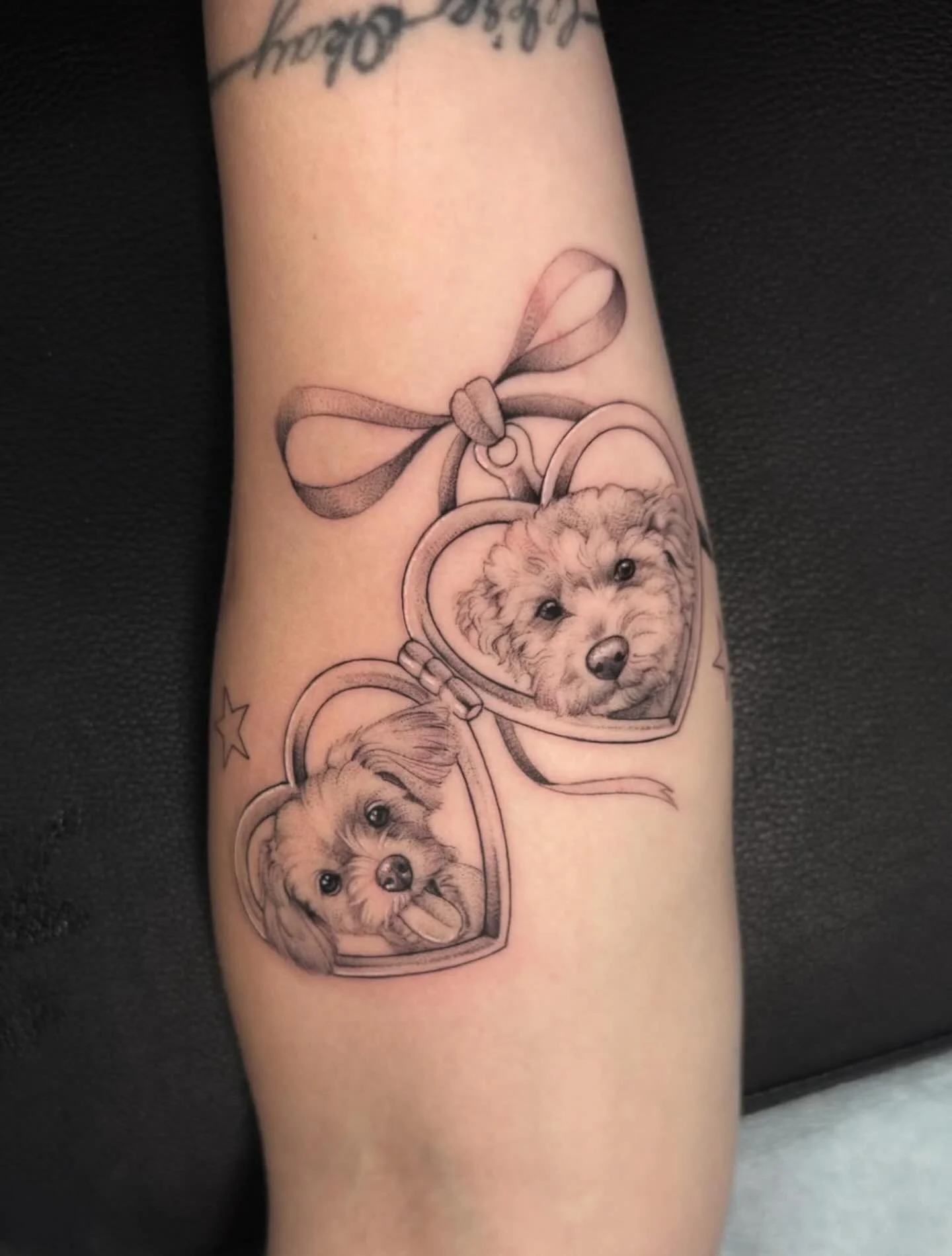 Done by @flanlo 🕉️🕉️🕉️ DM her to book @flanlo @flanlo @flanlo 

#chicagotattooartist #chicagotattooshop #chicagotattooshops #chicagotattooartist #chicagotattoos #chicagotattoo #ladytattooer #ladytattooers #midwesttattooer #midwesttattoo