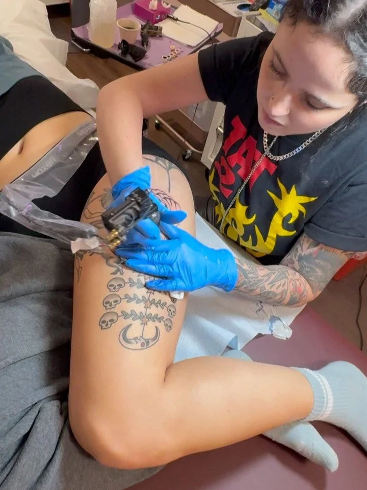 Holiday hours &amp; updates ☃️

❄️ From now through January we will be operating by appointment only. Please contact artists directly to check for availability and booking 
❄️ Visit good-omen-chicago.com for other booking related information &amp; la