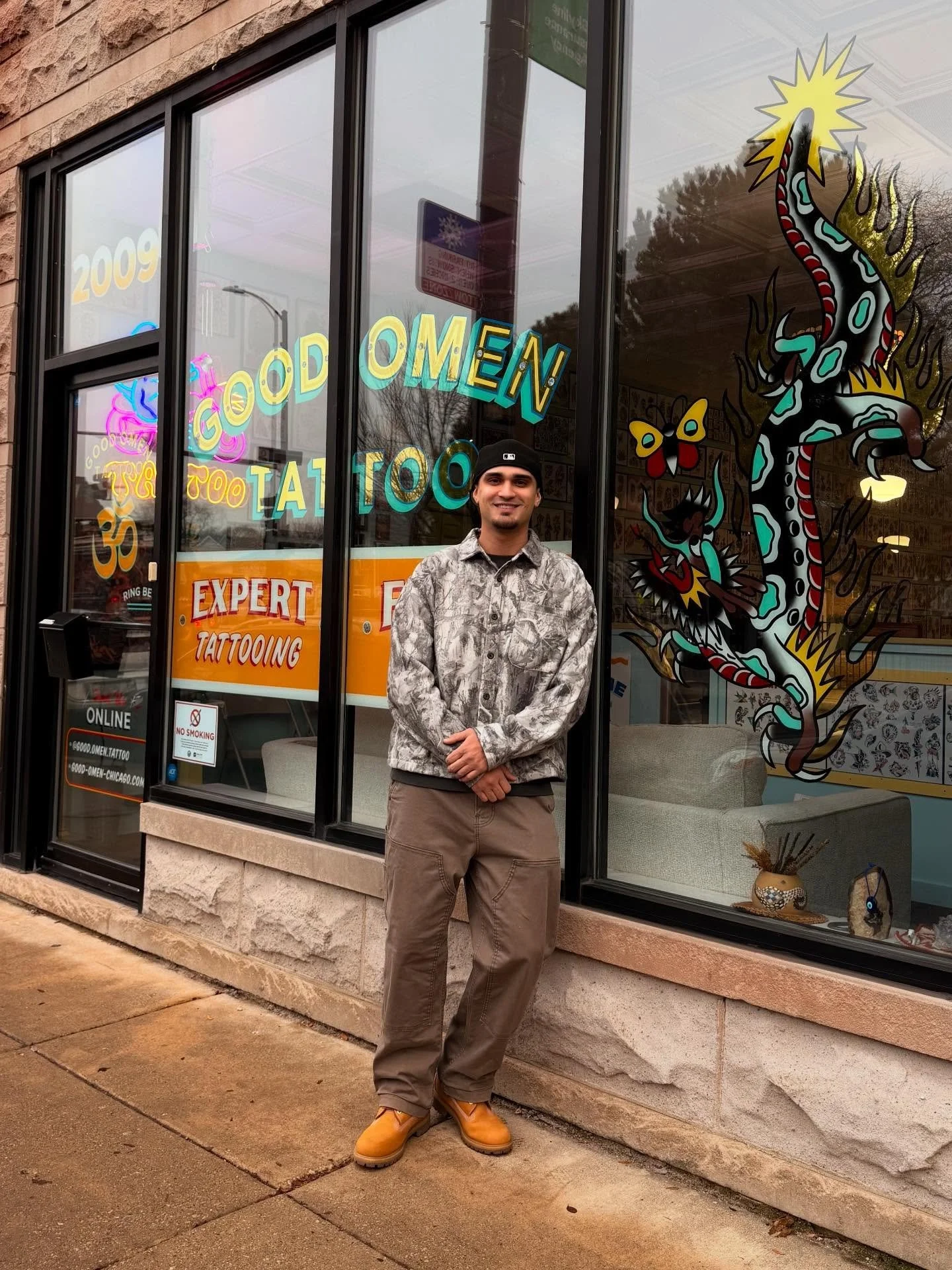 Welcome @mat.tattss to the crew 🕉️🕉️🕉️ He specializes in black &amp; grey realism. FOR BOOKING&mdash; Click the link in his bio @mat.tattss @mat.tattss @mat.tattss Check him out and show some love 

#chicagotattooshop #chicagotattooartist #chicago