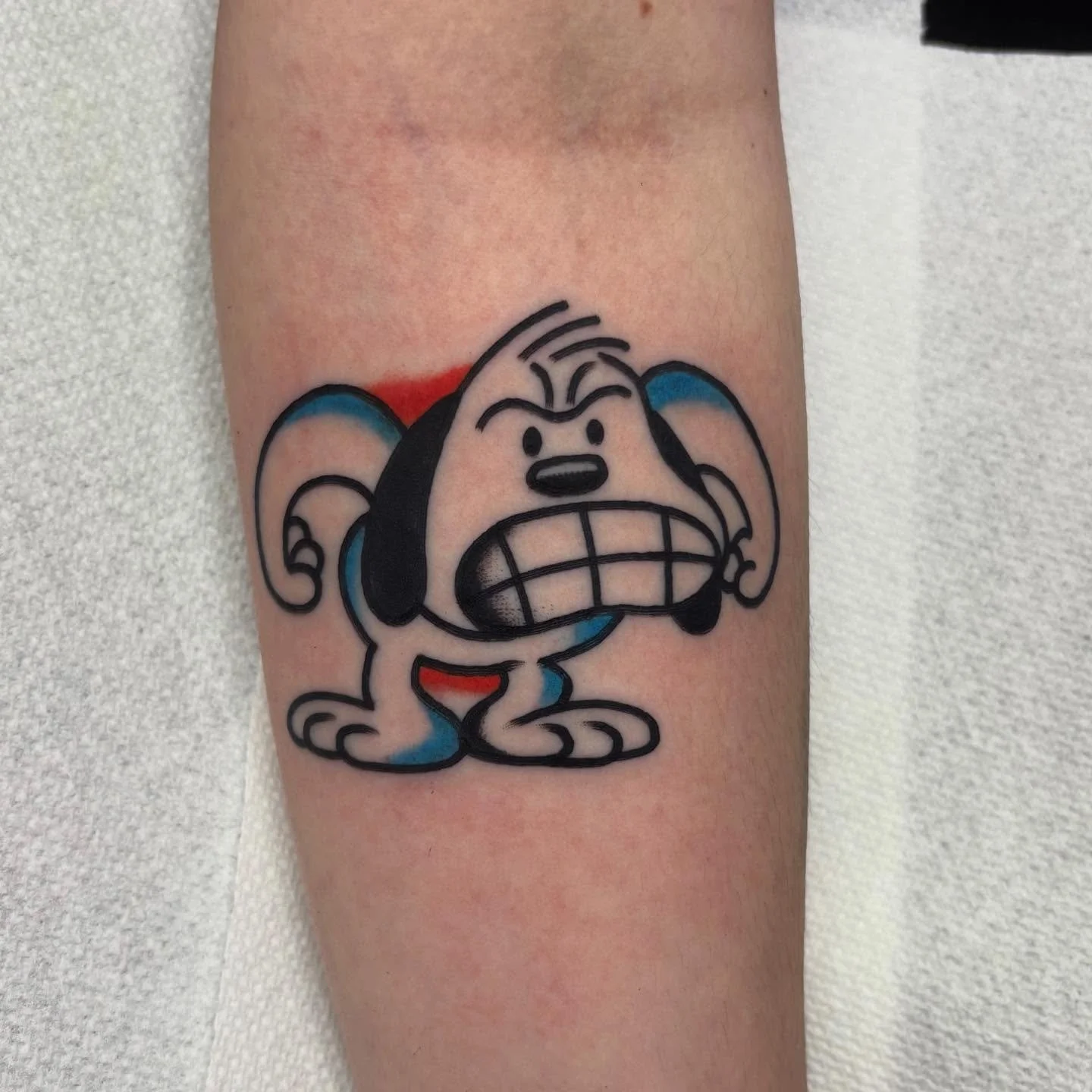 Thank you to everyone who got tattooed at @slctattooexpo 🕉️ Huge thanks to @jessiprestontattoos for making space for me to fit in the booth with the amazing crew at @lombardstreettattoo 🏔️ Pure tattoo magic all weekend long. I miss everyone already