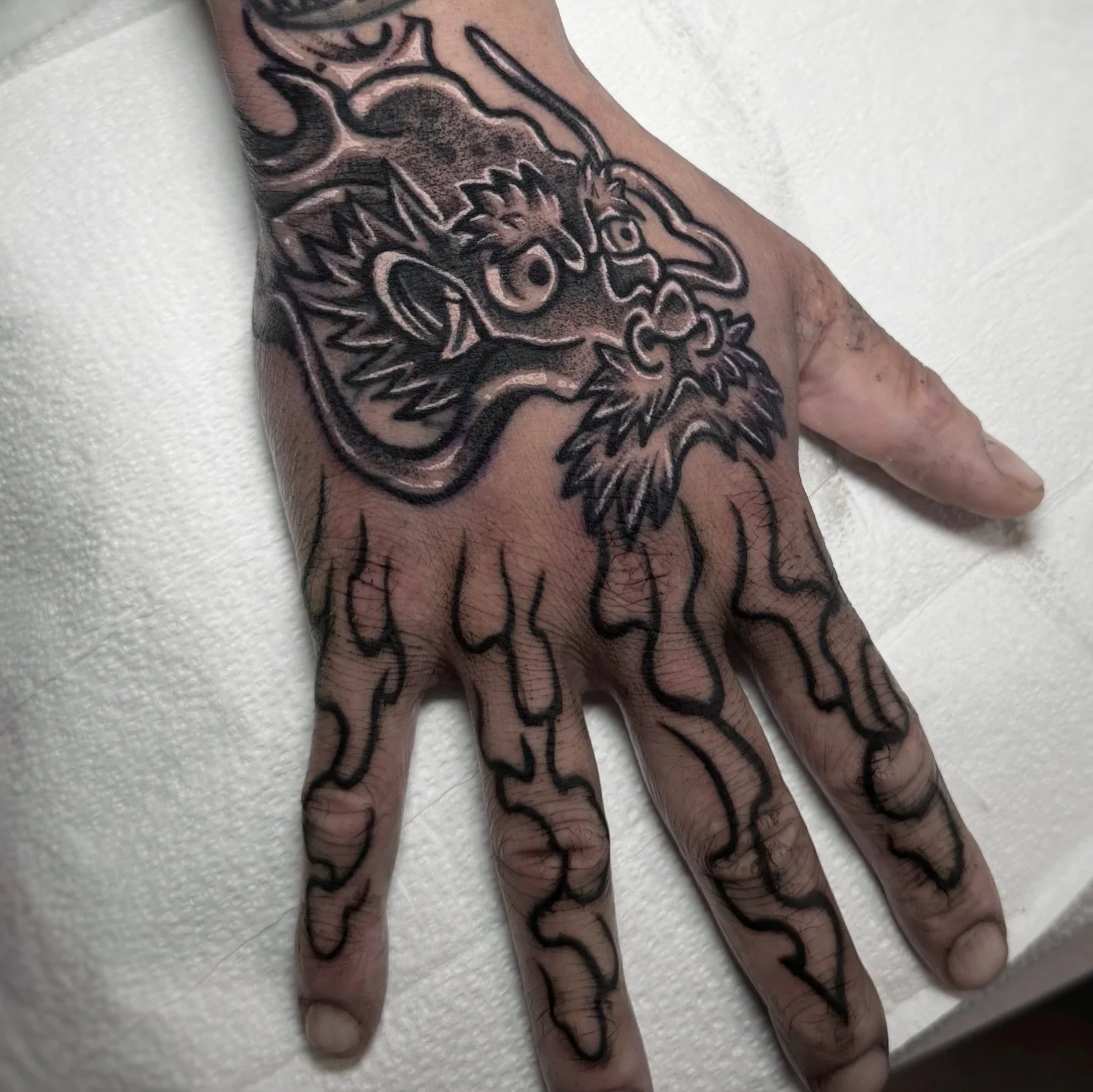 Blessed&hellip;.. It&rsquo;s been an intense but incredible month. Thank you for trusting my work and for sharing amazing sessions and conversations.. that&rsquo;s the best payment love y&rsquo;all &hellip;. Keep it real 🖤 
.
At home: @good.omen.tat