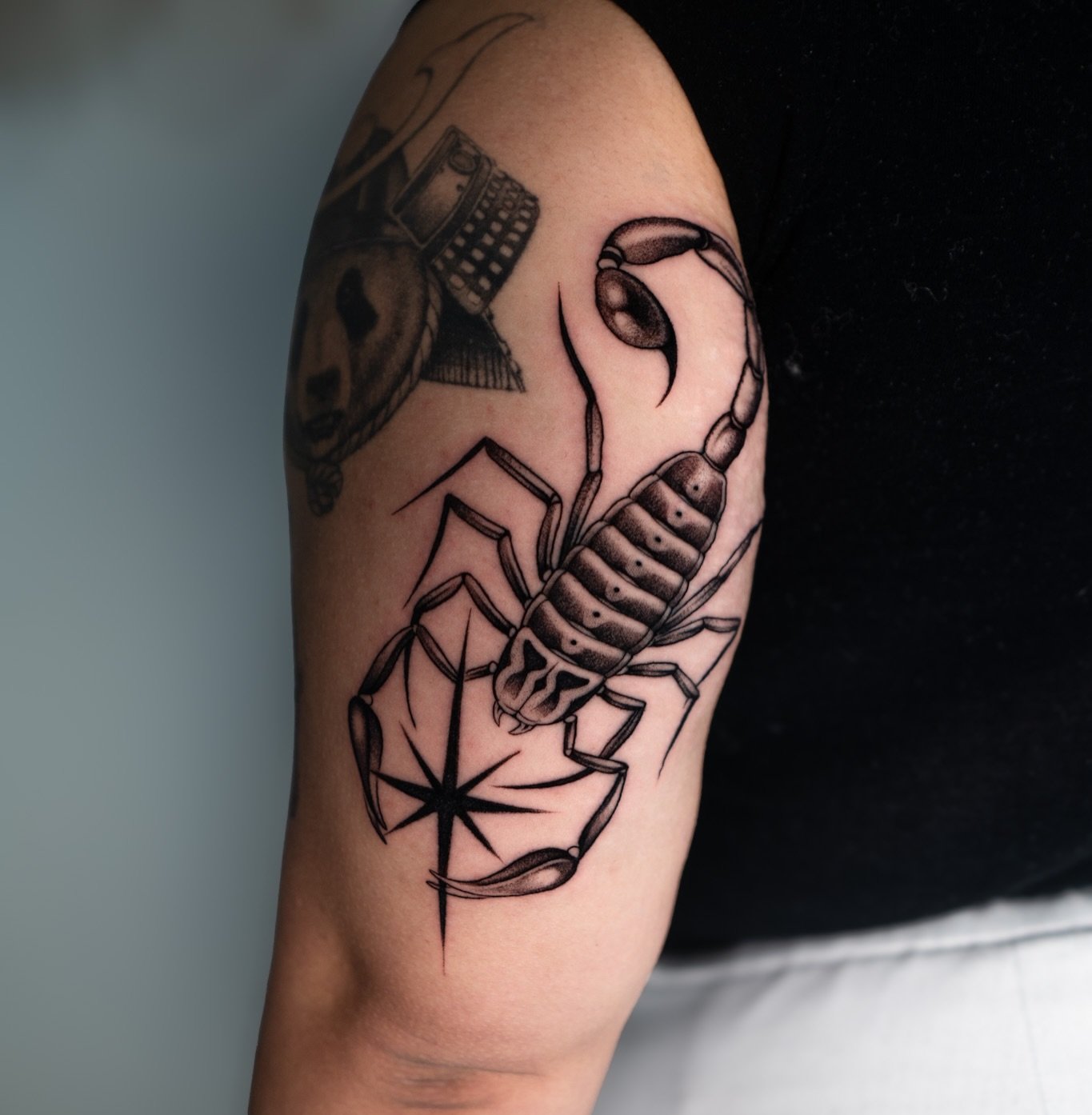 Scorpion I did for Patti 6 months ago 🦂
Swipe to see how it healed! 👀

I still have a few spots available for June-July! send me a message with your idea ✨