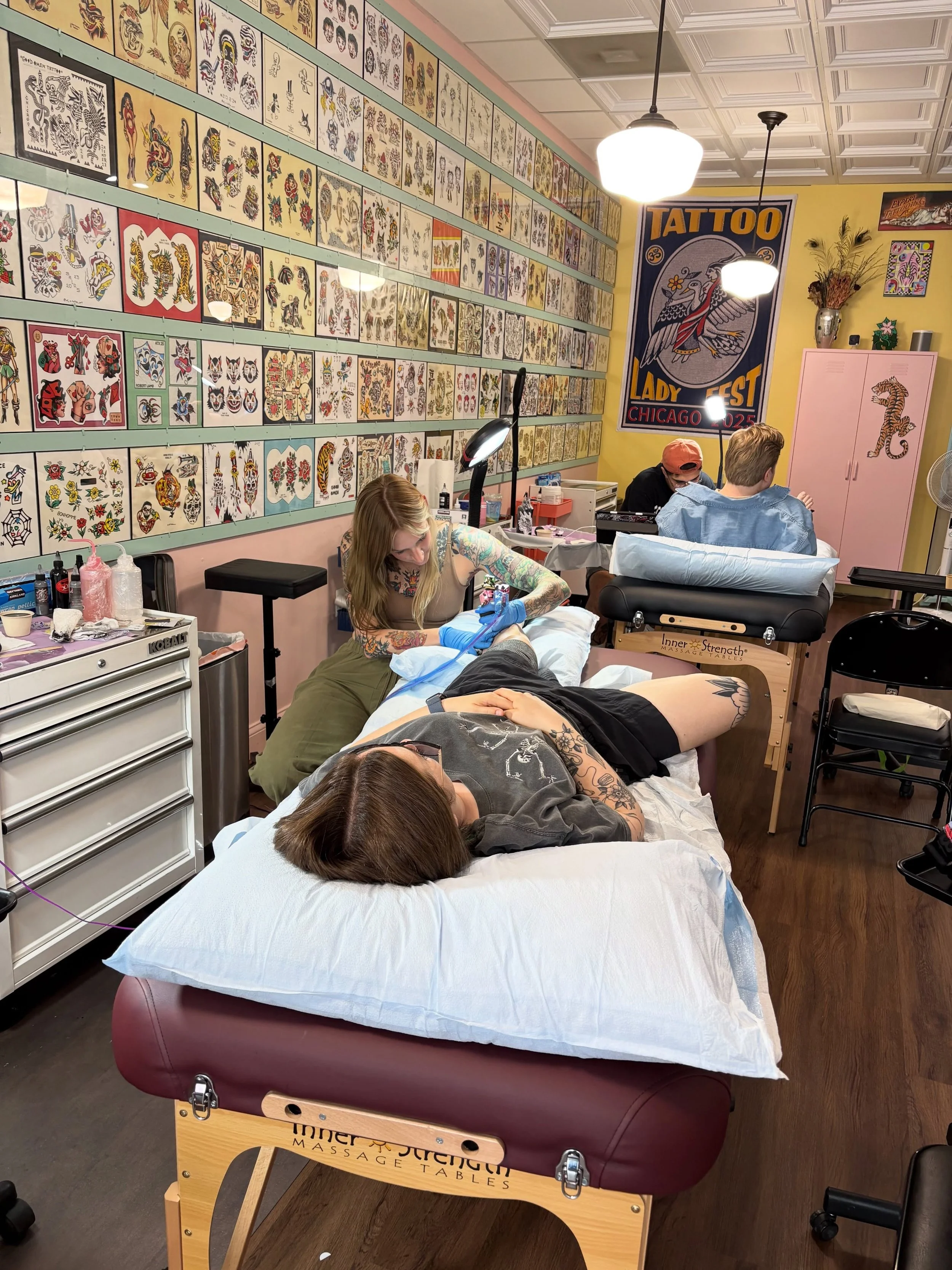 Thank you to everyone who gets tattooed 🕉️
Visit our website to book your next tattoo 
good-omen-chicago.com

Thanks to @katz.tattoos for stopping by
Stay tuned for the Autumn guest schedule 🍂🍂🍂