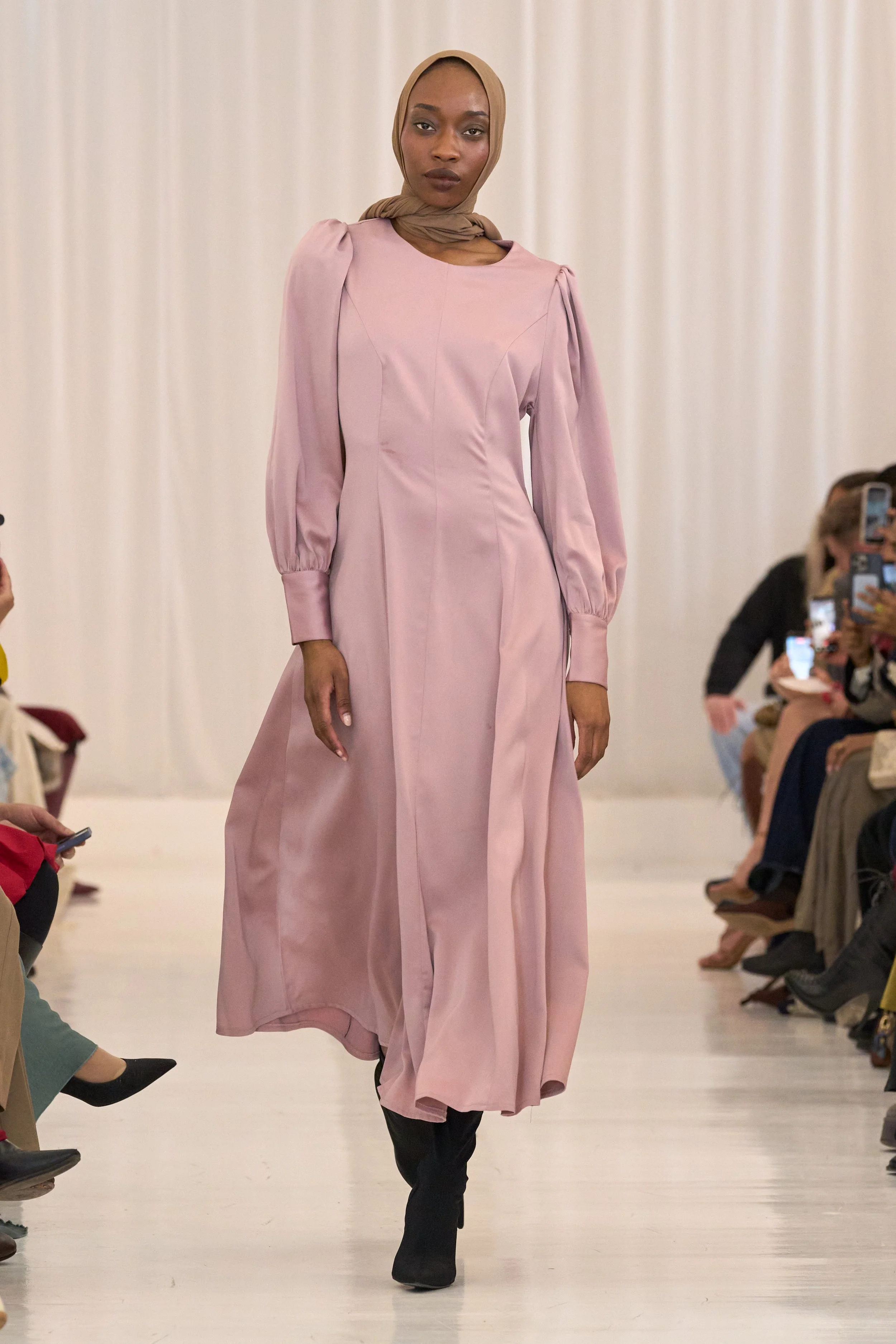 Modest Now Muslimi F26 004.jpg